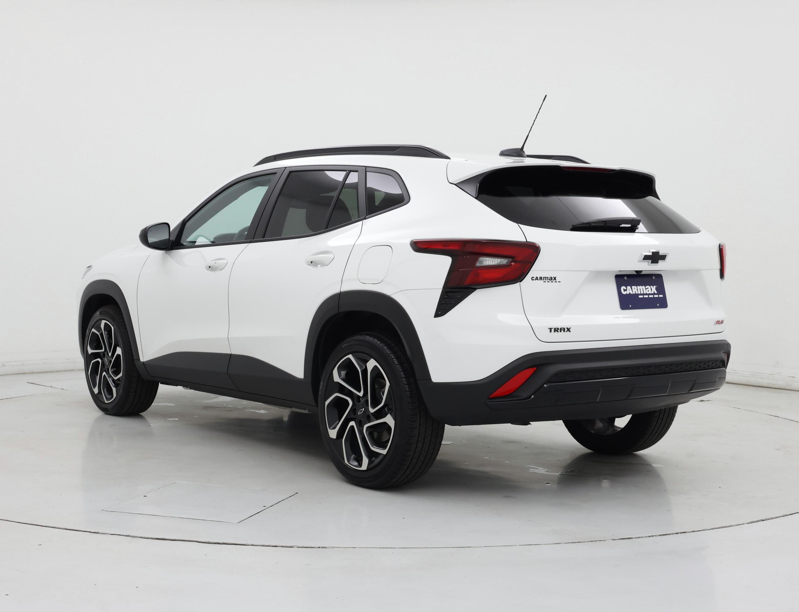 Thumbnail: 2025 Chevrolet Trax - 2