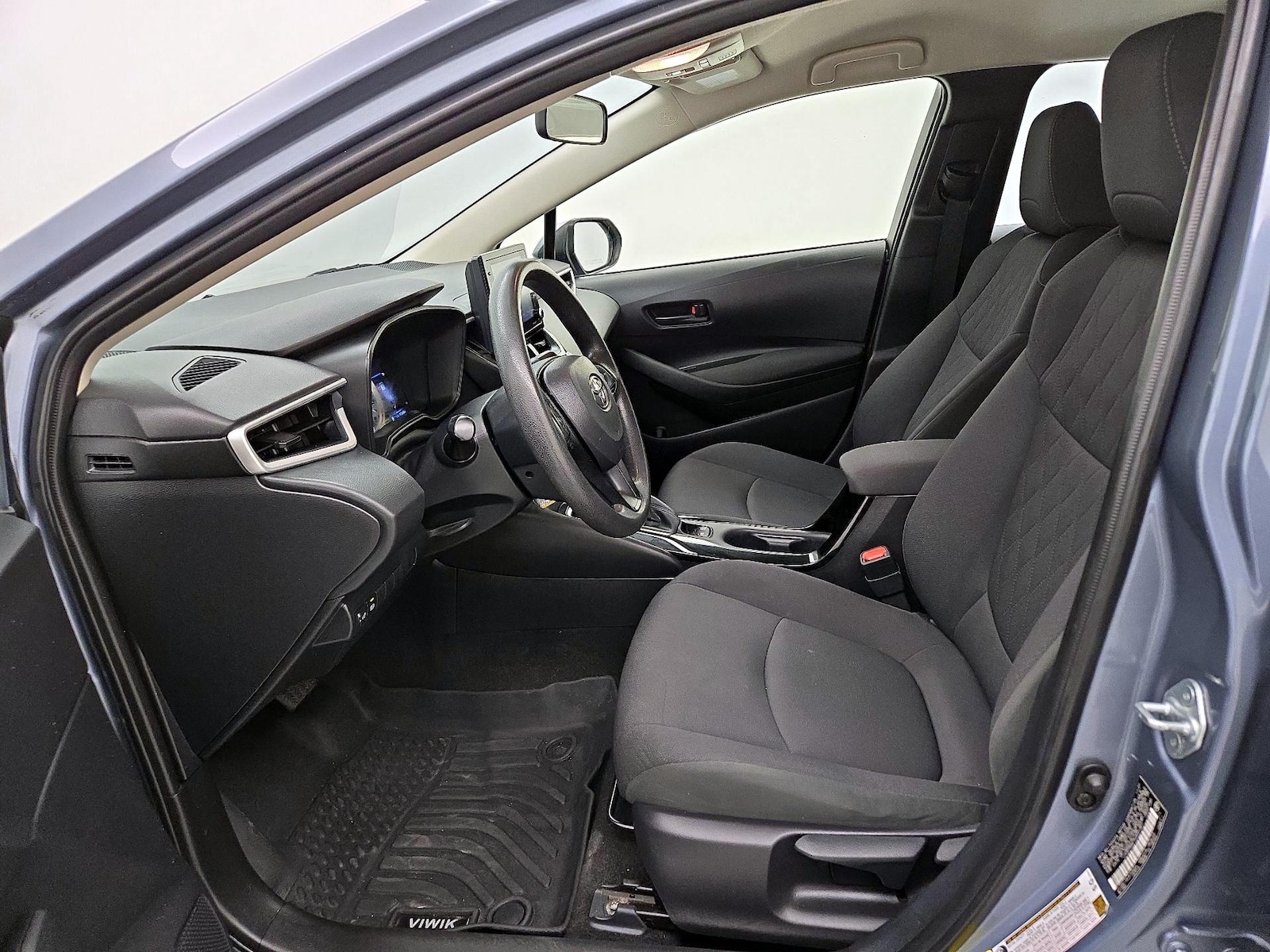 2022 Toyota Corolla LE - Photo 12