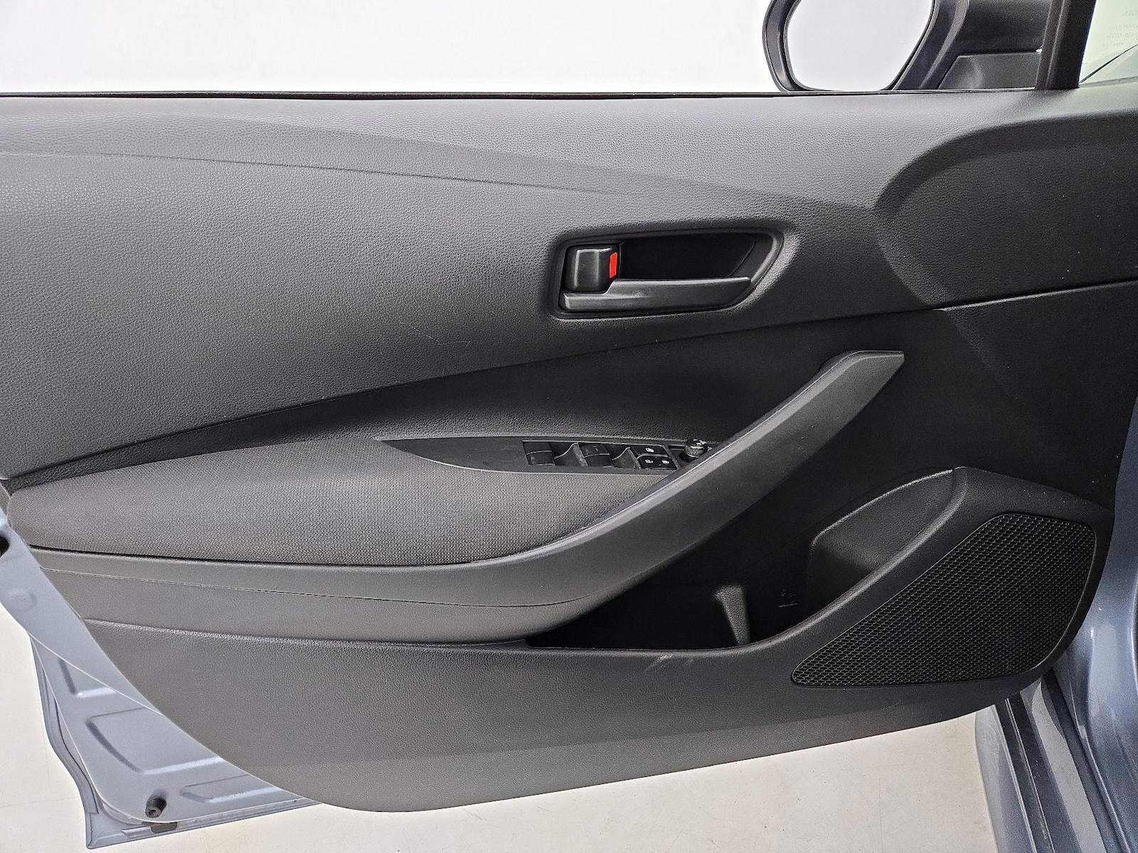 2022 Toyota Corolla LE - Photo 13