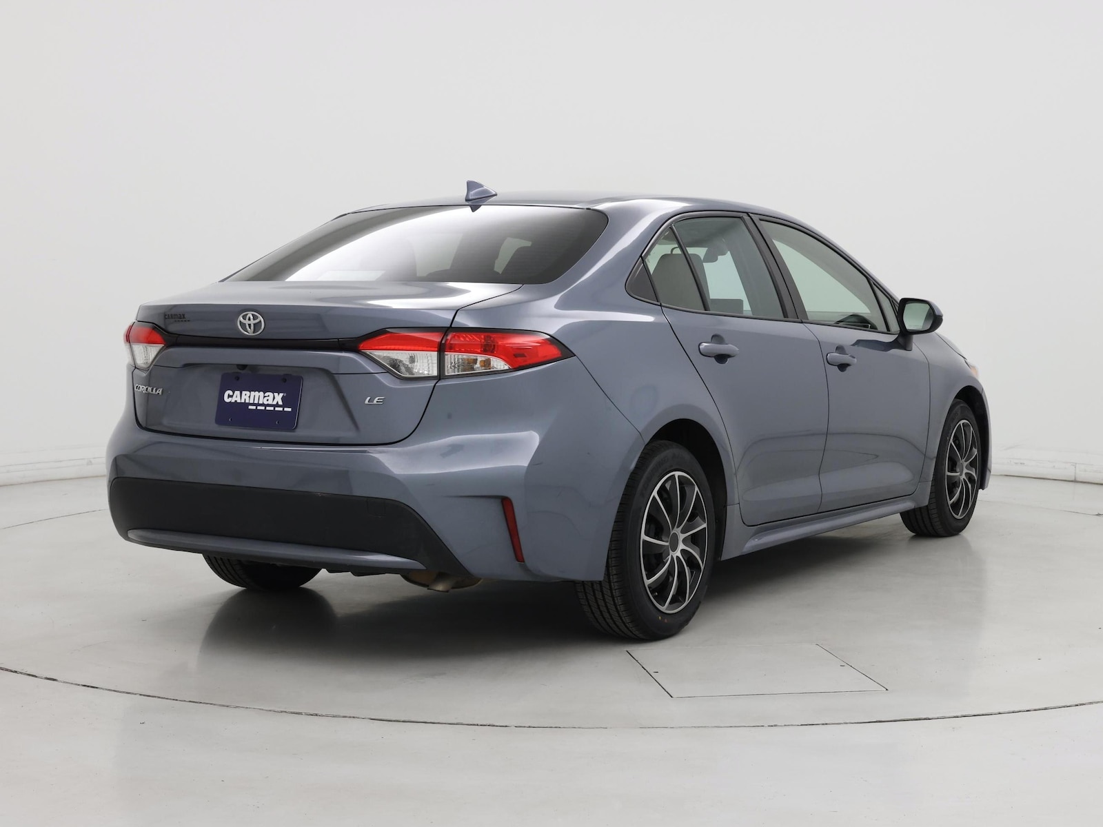 2022 Toyota Corolla LE - Photo 9
