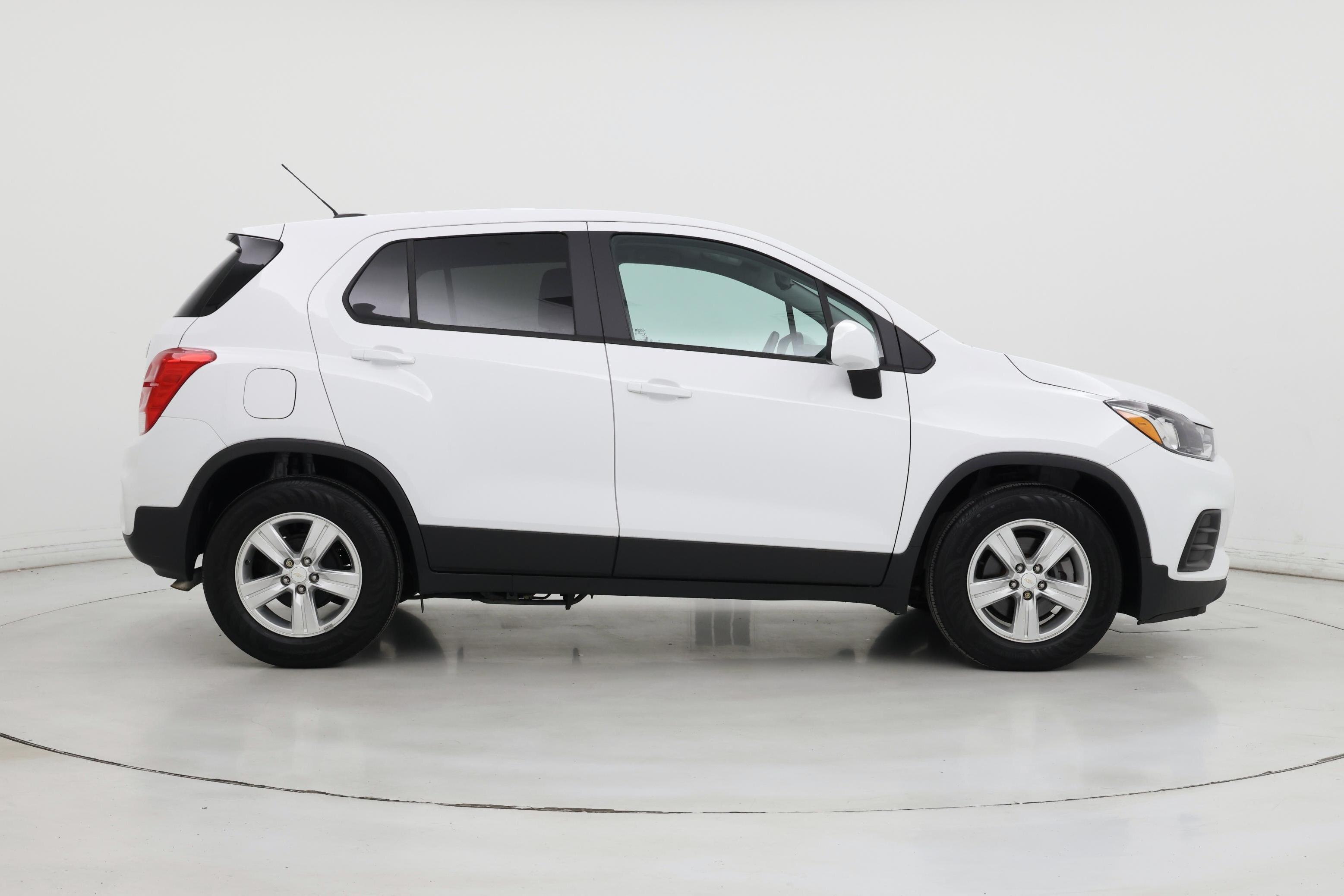 Thumbnail: 2020 Chevrolet Trax - 7