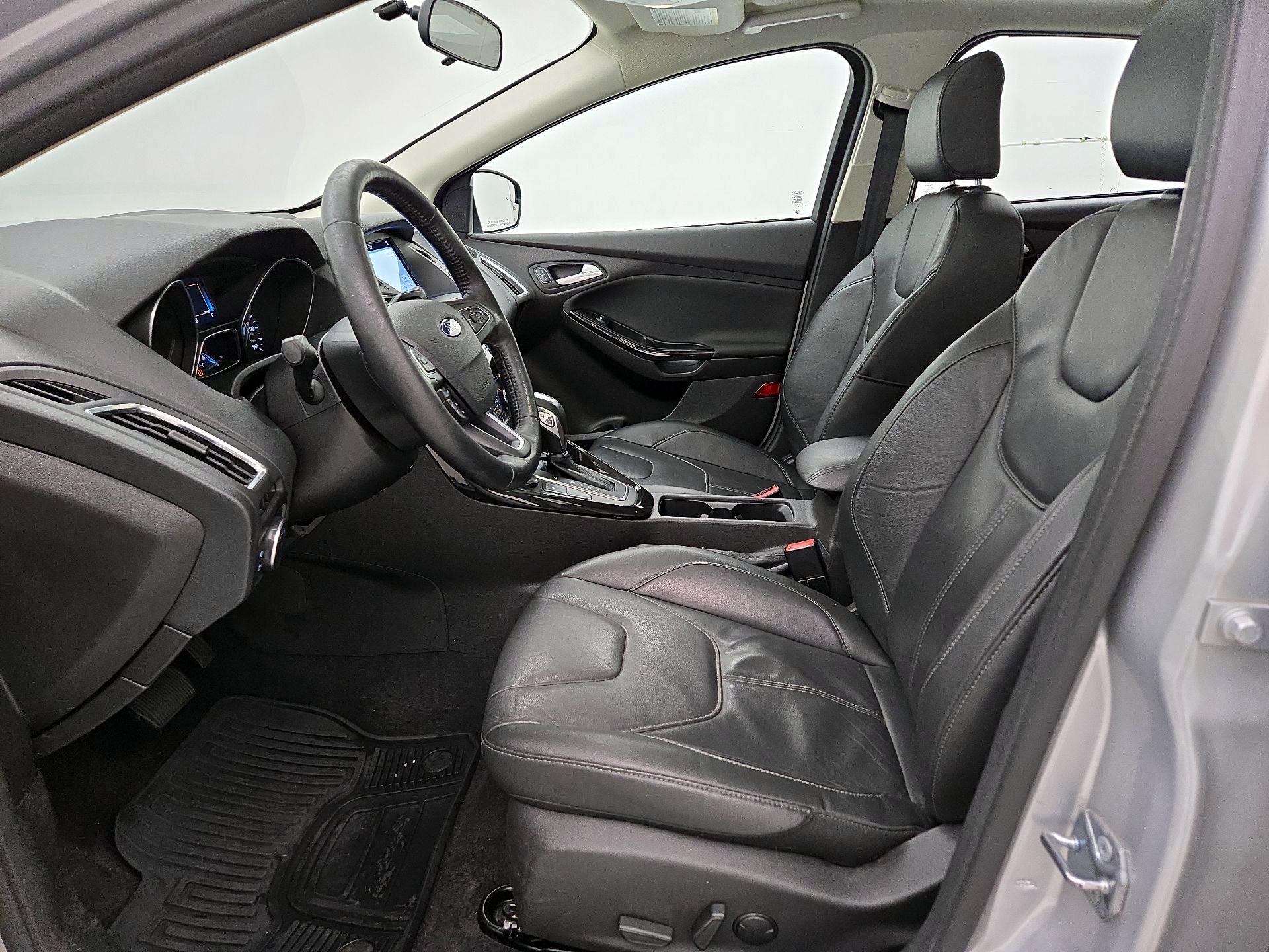 Thumbnail: 2017 Ford Focus - 11