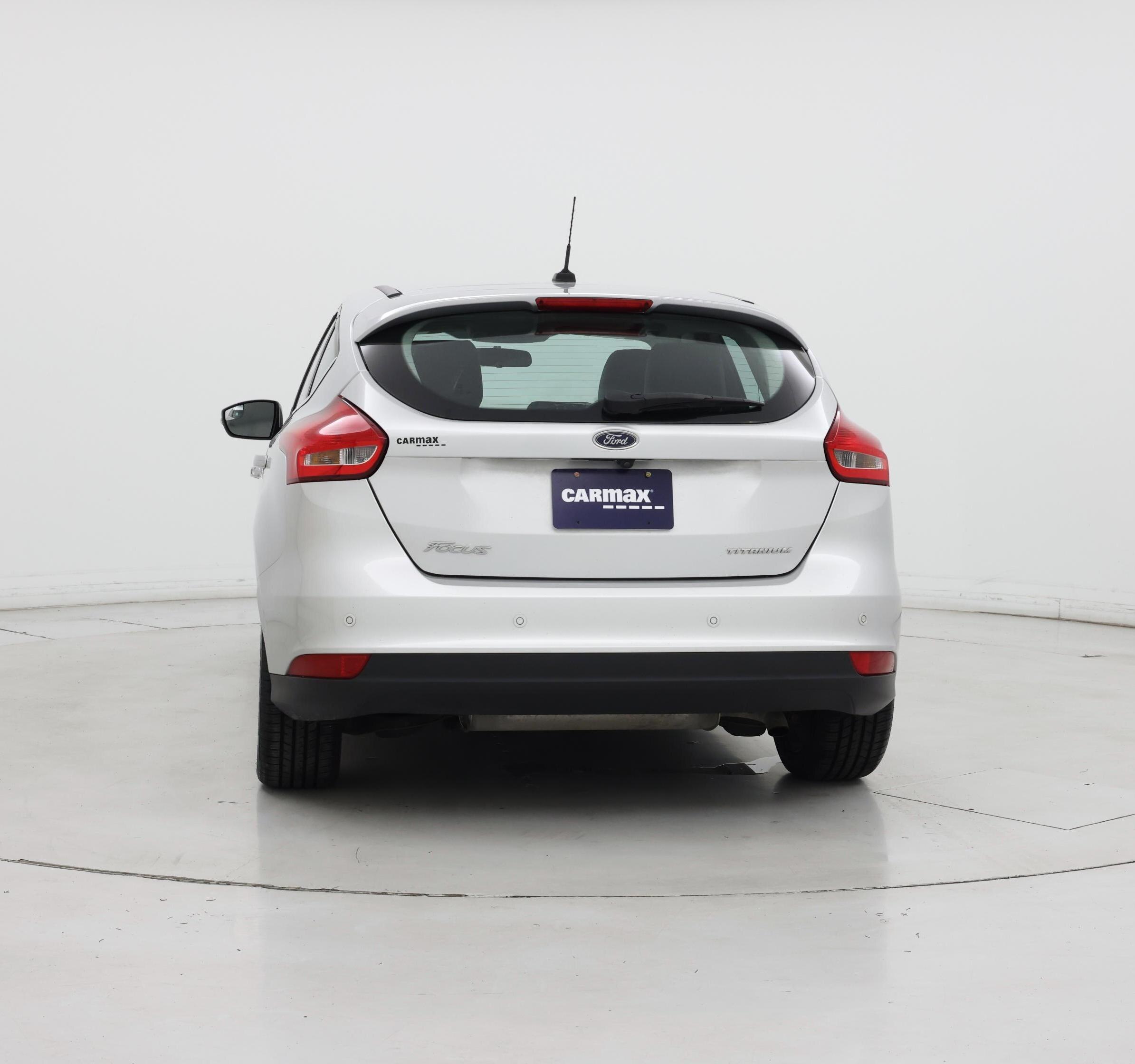 Thumbnail: 2017 Ford Focus - 6