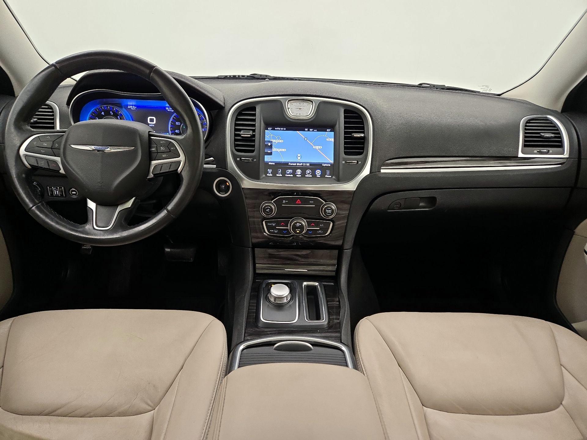 Thumbnail: 2015 Chrysler 300 - 9