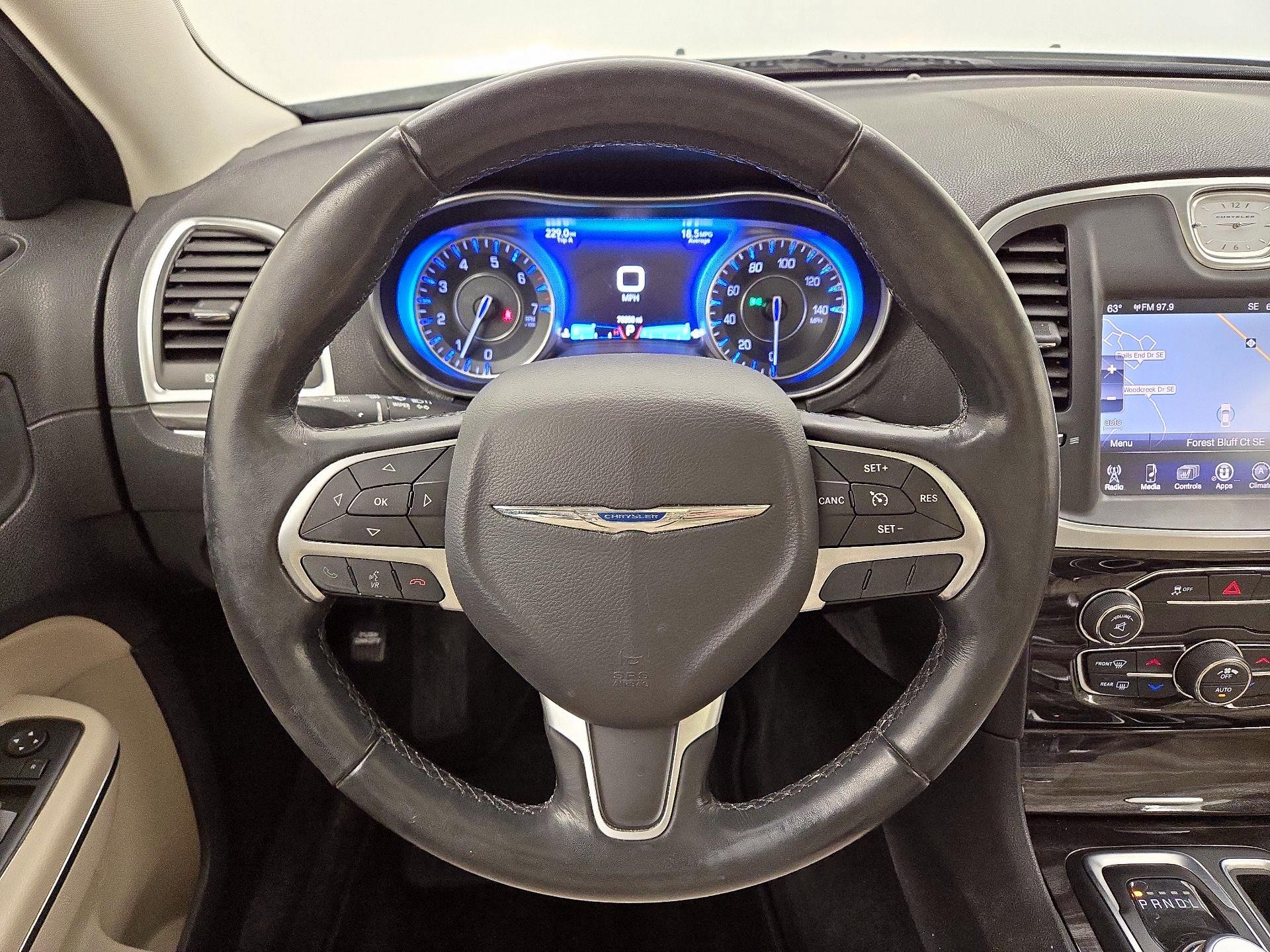 Thumbnail: 2015 Chrysler 300 - 10
