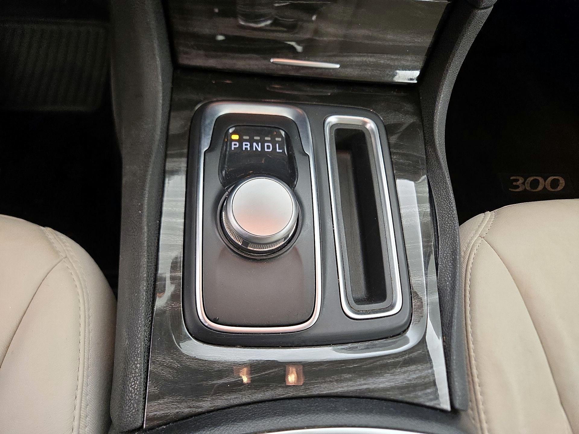 Thumbnail: 2015 Chrysler 300 - 18