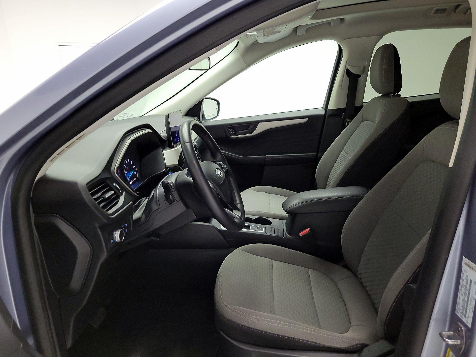 Thumbnail: 2022 Ford Escape - 11