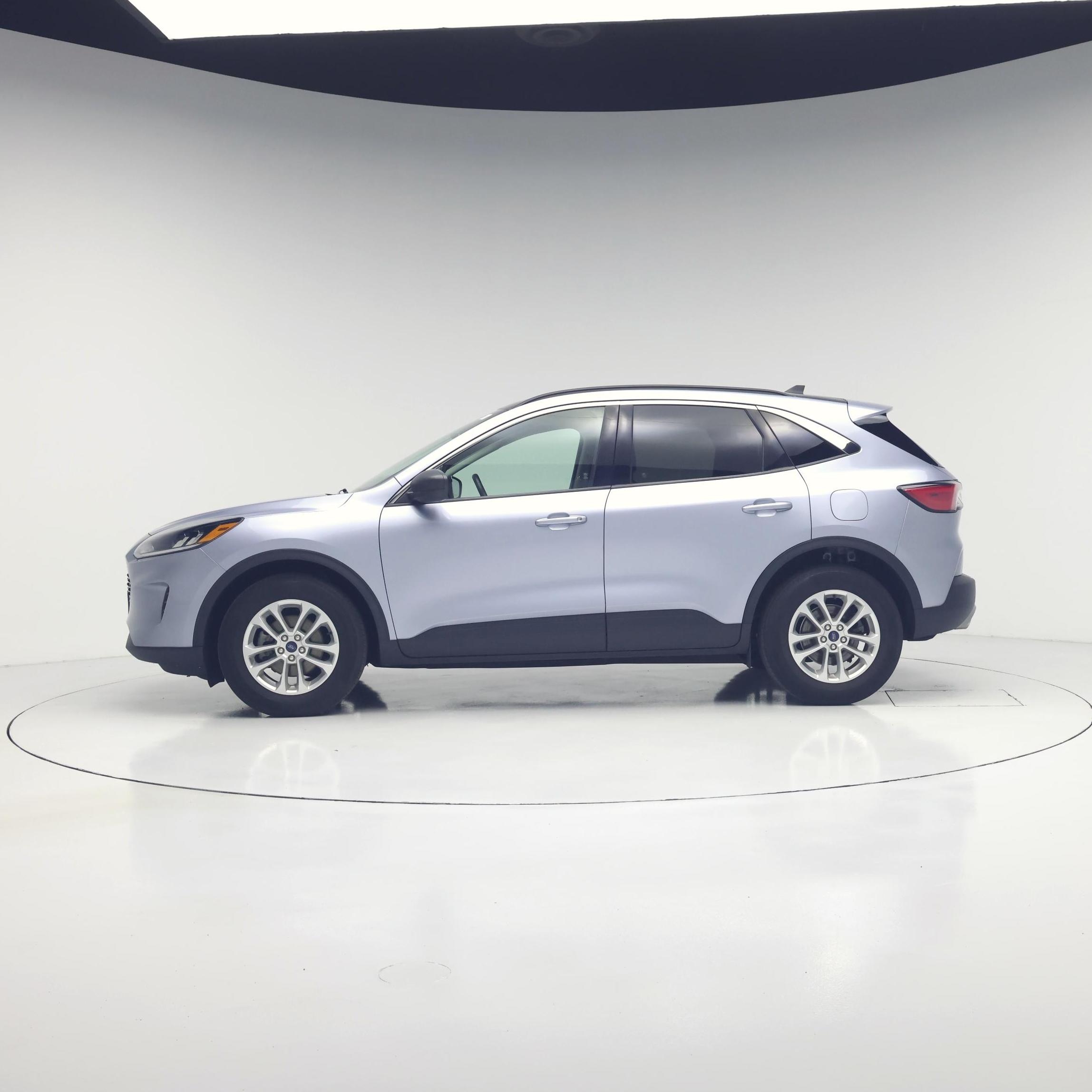 Thumbnail: 2022 Ford Escape - 3