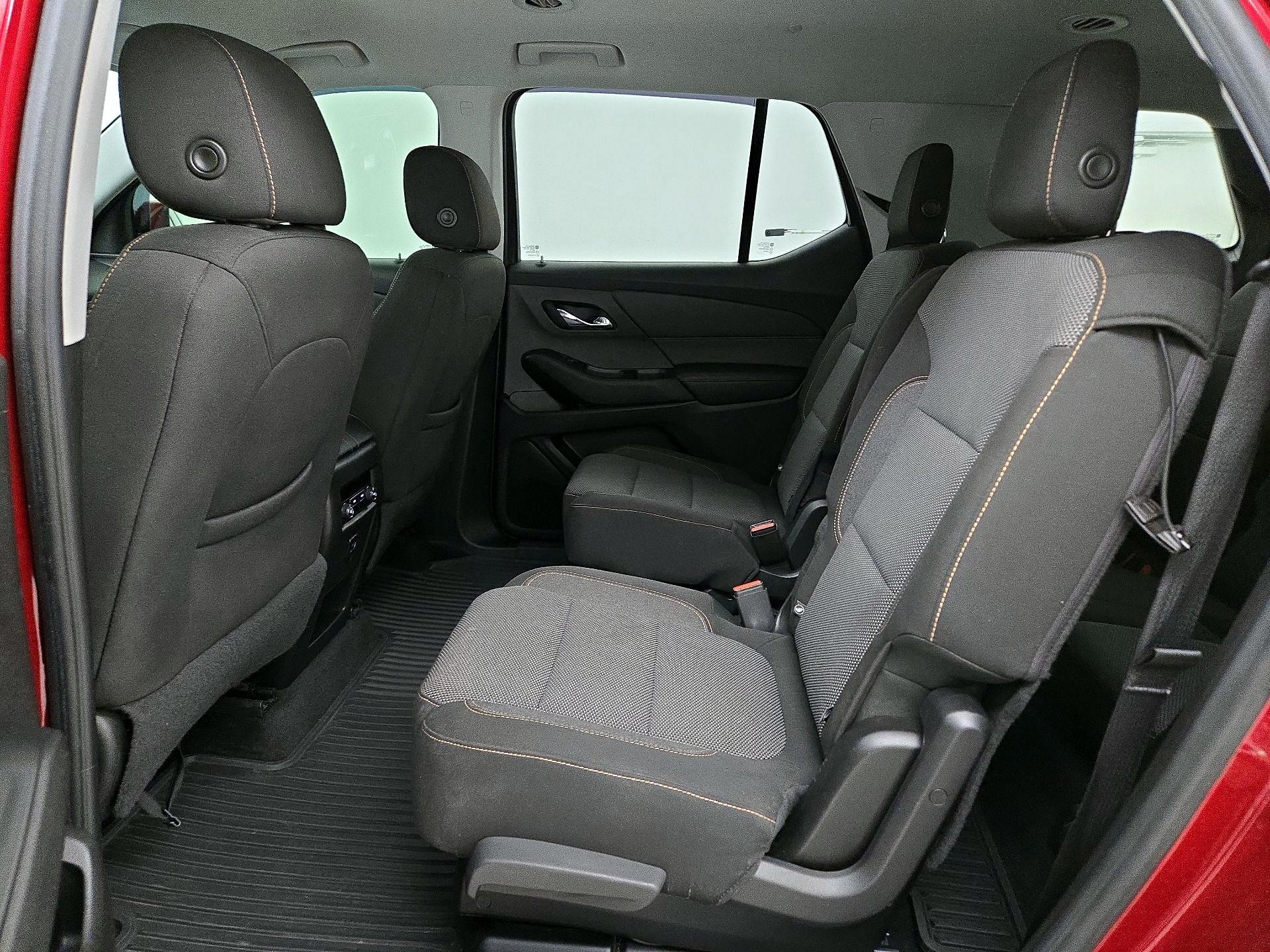 Thumbnail: 2018 Chevrolet Traverse - 19