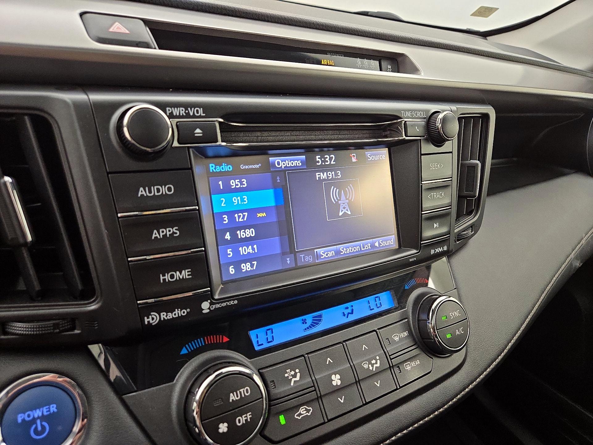 Thumbnail: 2017 Toyota RAV4 - 15