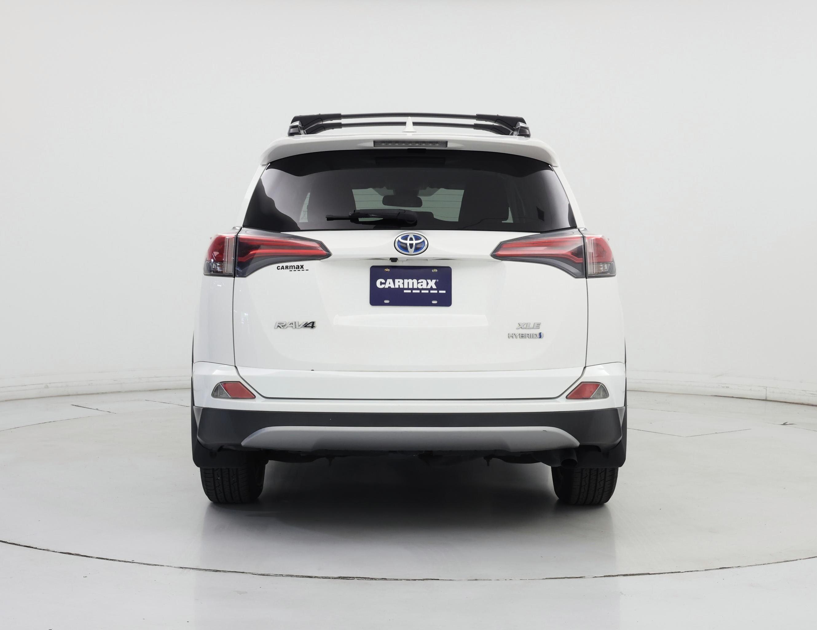 Thumbnail: 2017 Toyota RAV4 - 6