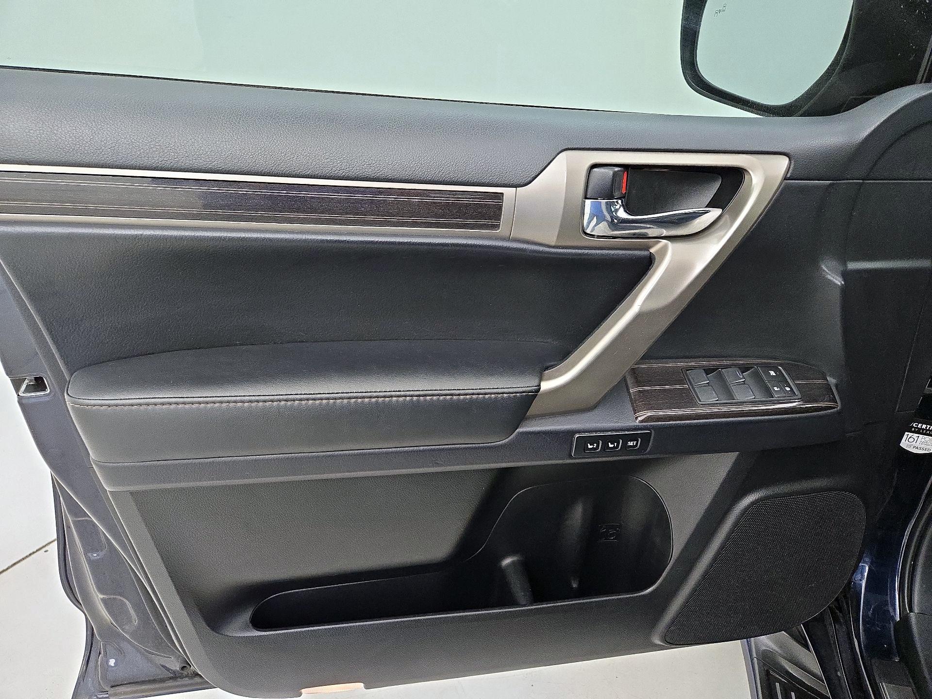 Thumbnail: 2020 Lexus GX - 12