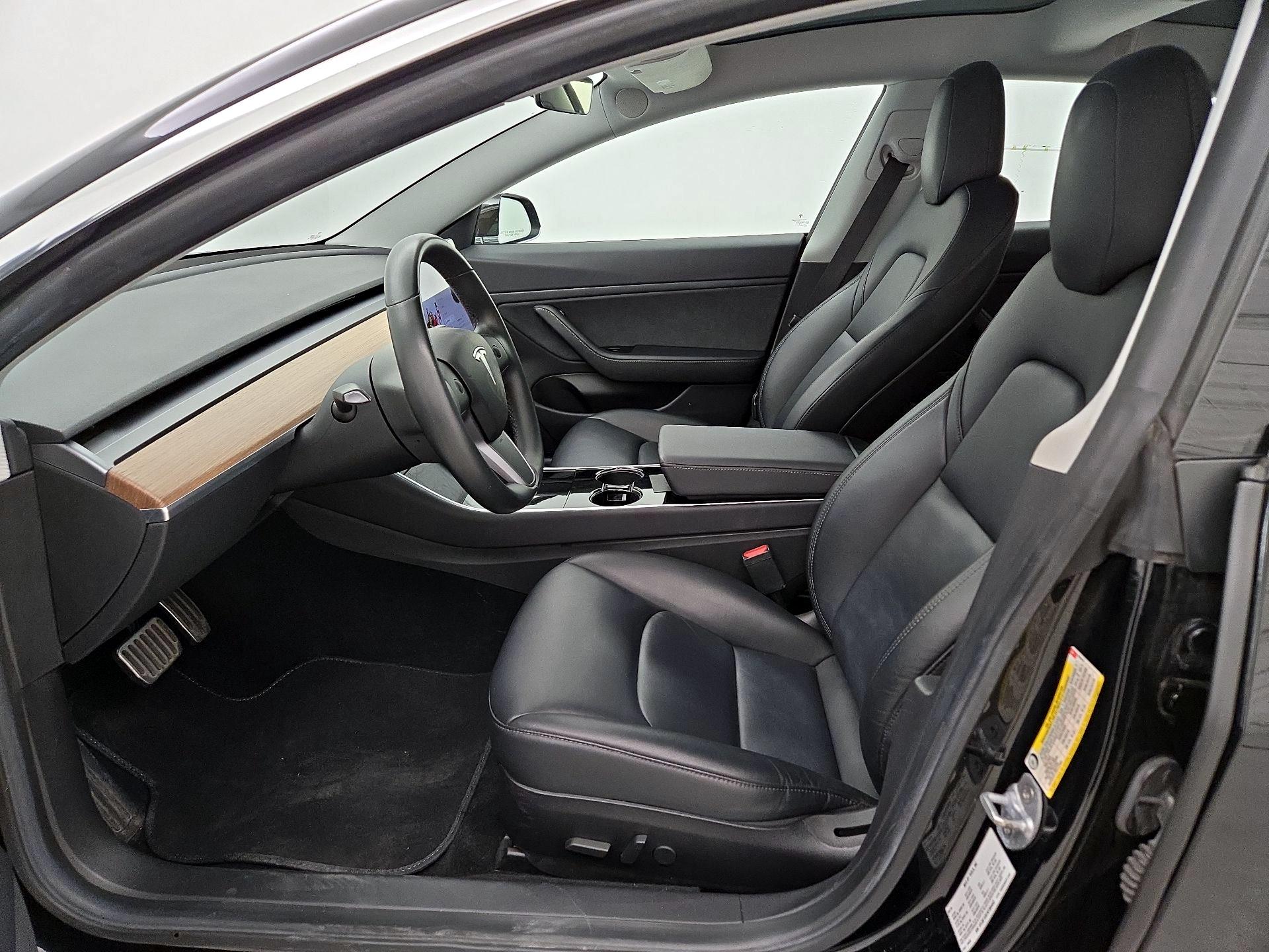 Thumbnail: 2019 Tesla Model 3 - 11