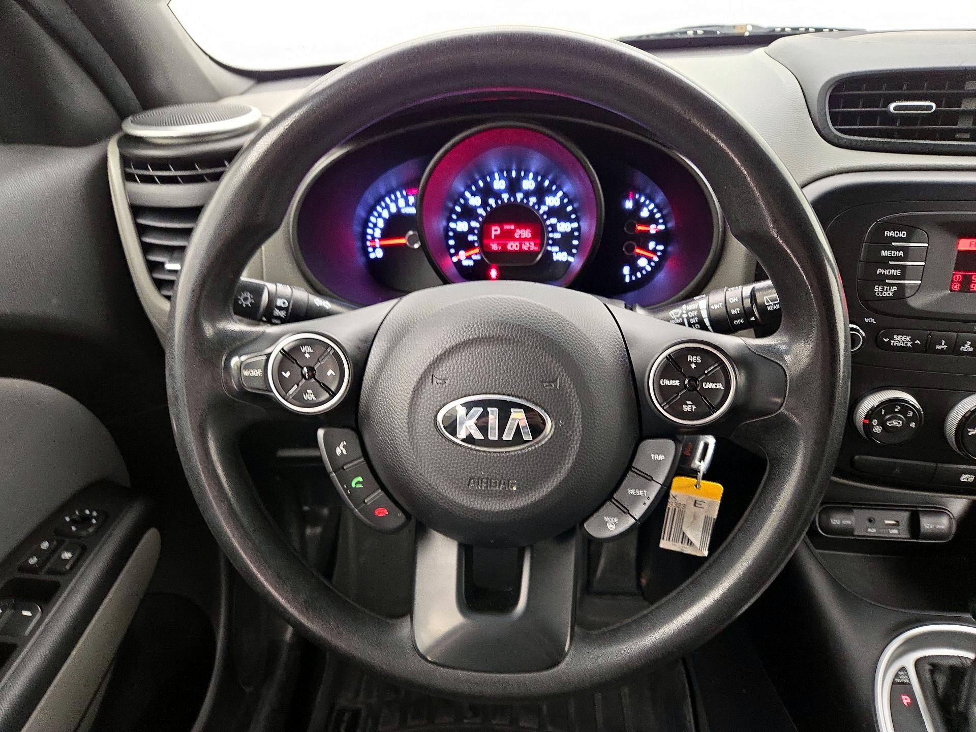 Thumbnail: 2015 Kia Soul - 10
