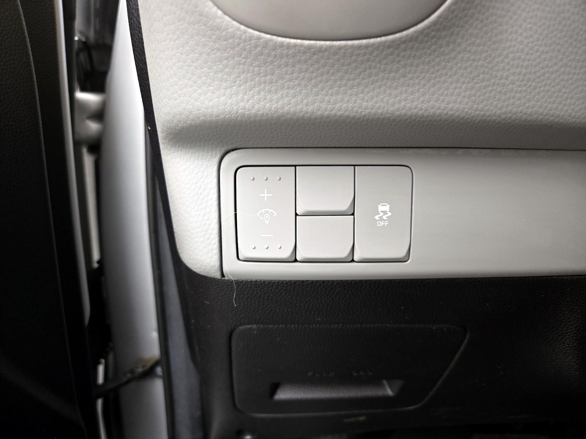 Thumbnail: 2015 Kia Soul - 13