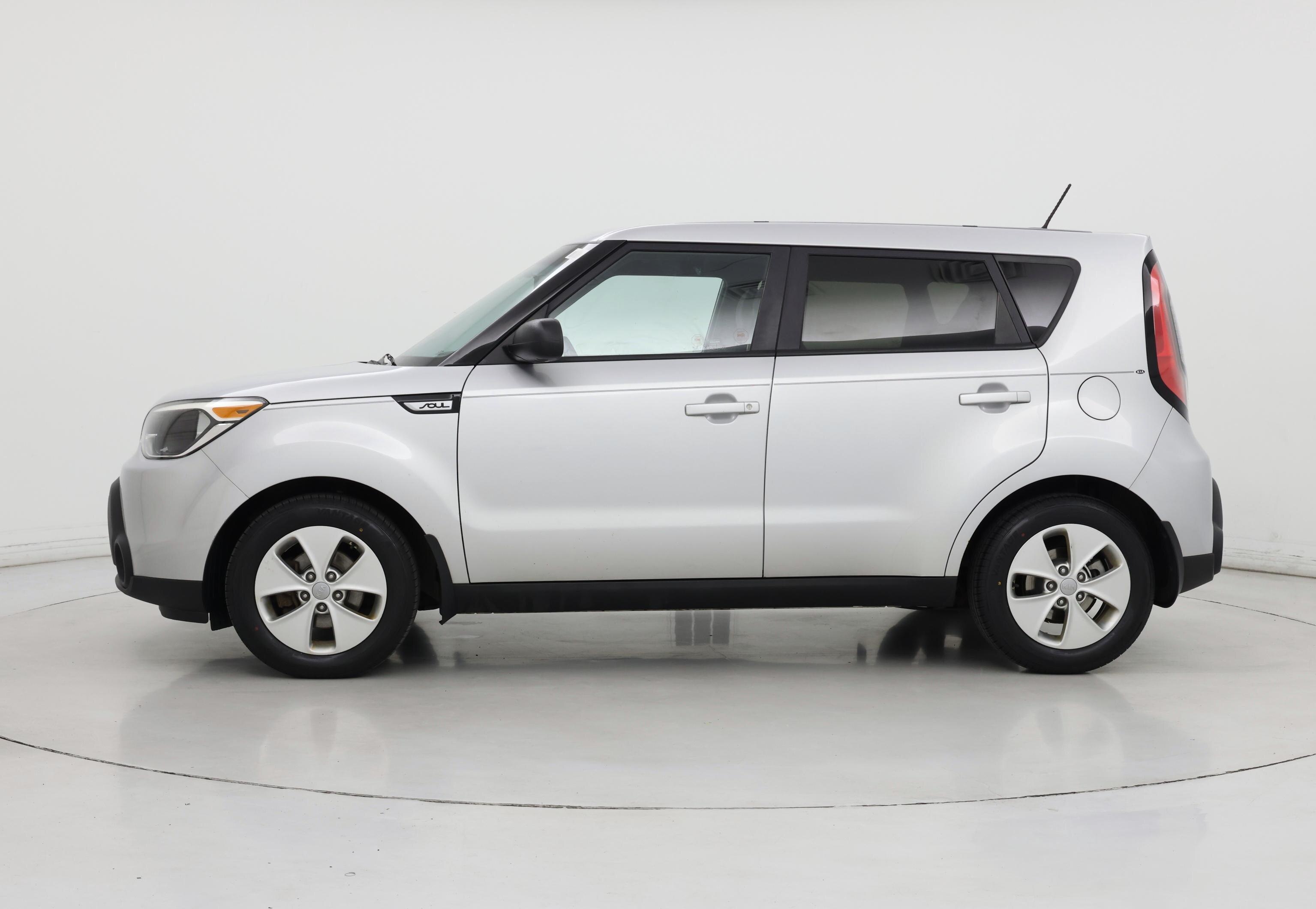 Thumbnail: 2015 Kia Soul - 3