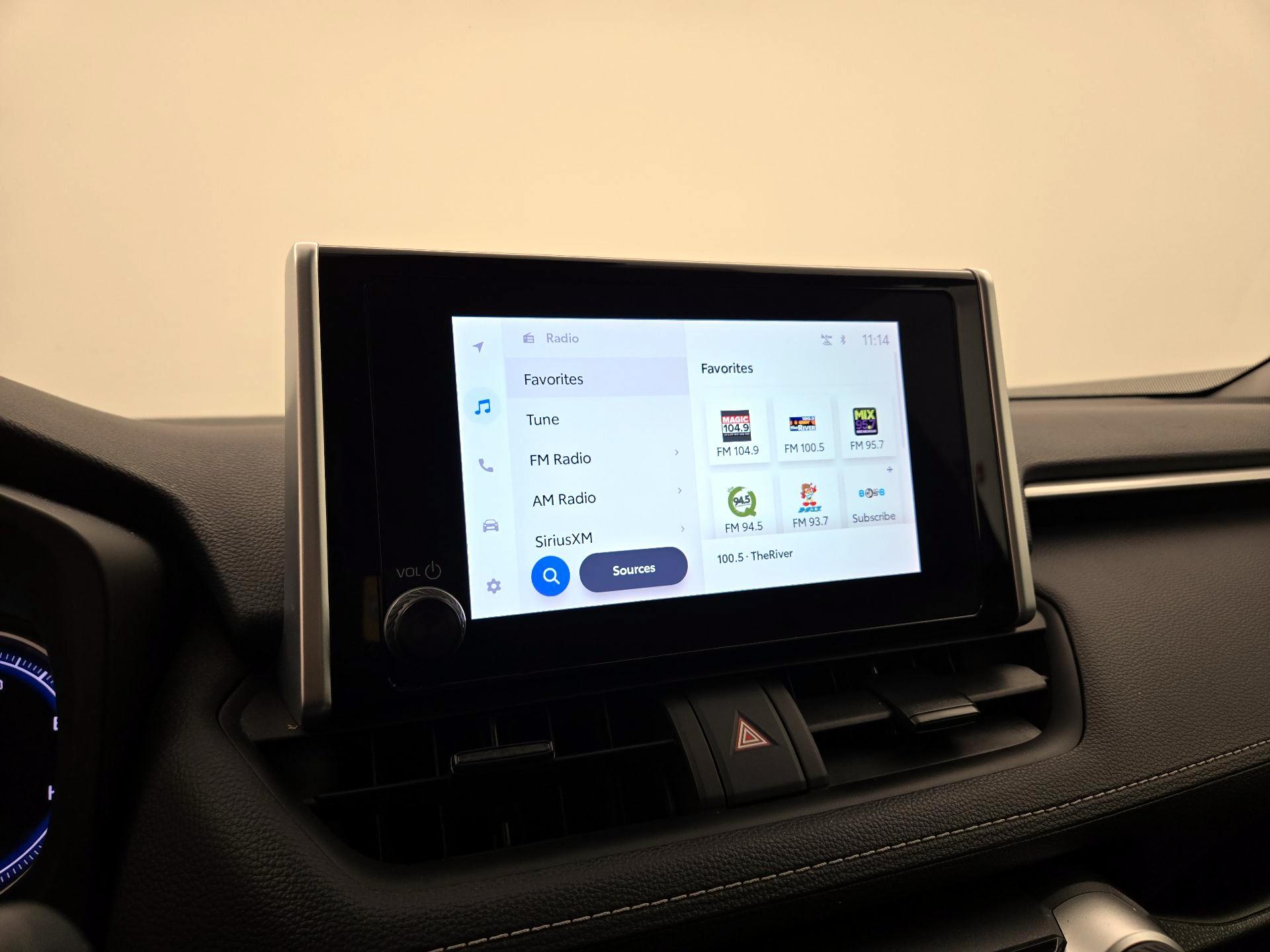 Thumbnail: 2023 Toyota RAV4 - 15