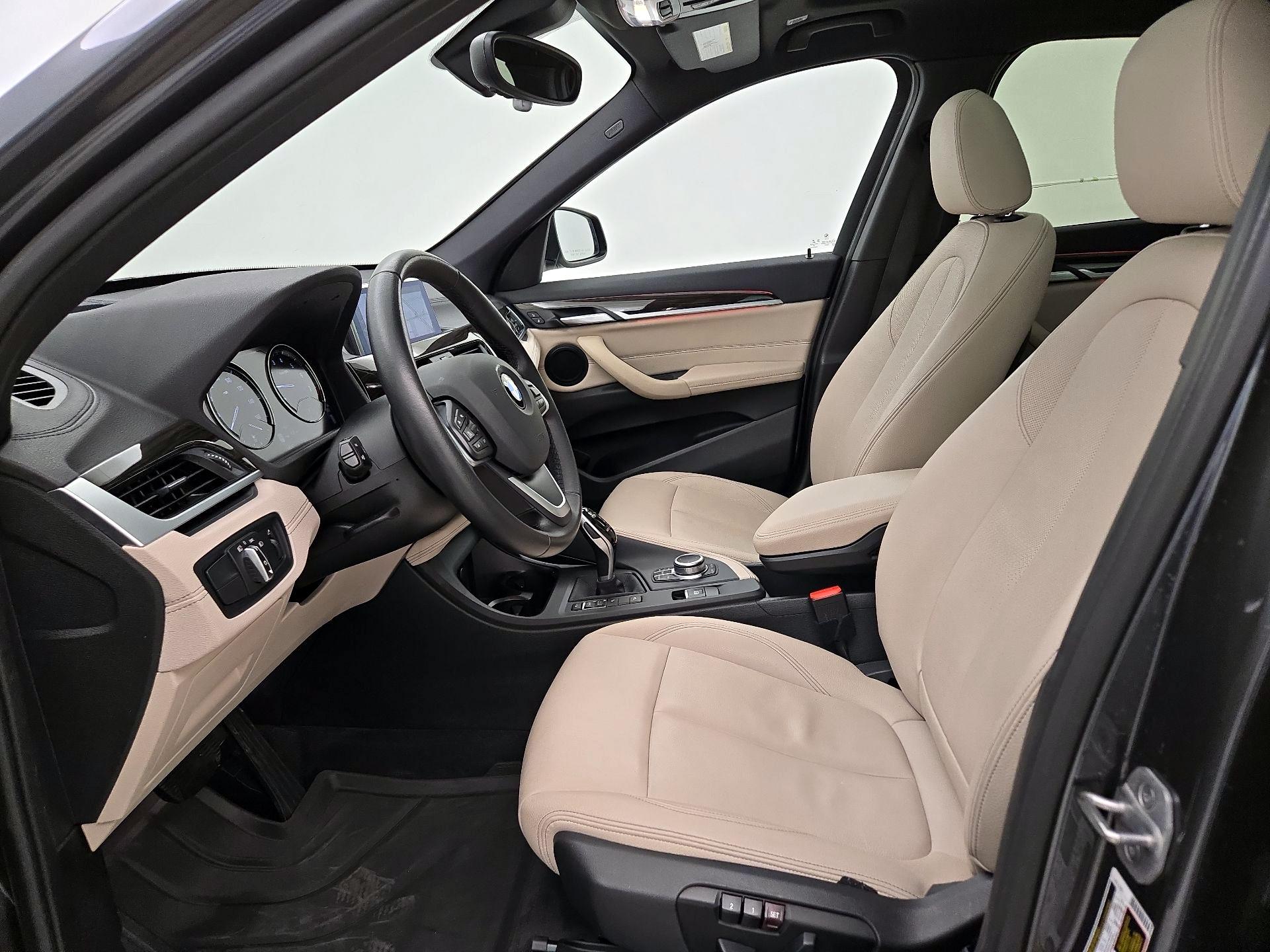 Thumbnail: 2021 BMW X1 - 11