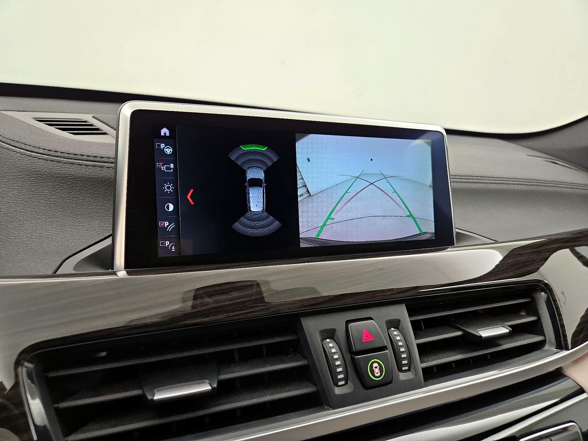 Thumbnail: 2021 BMW X1 - 15