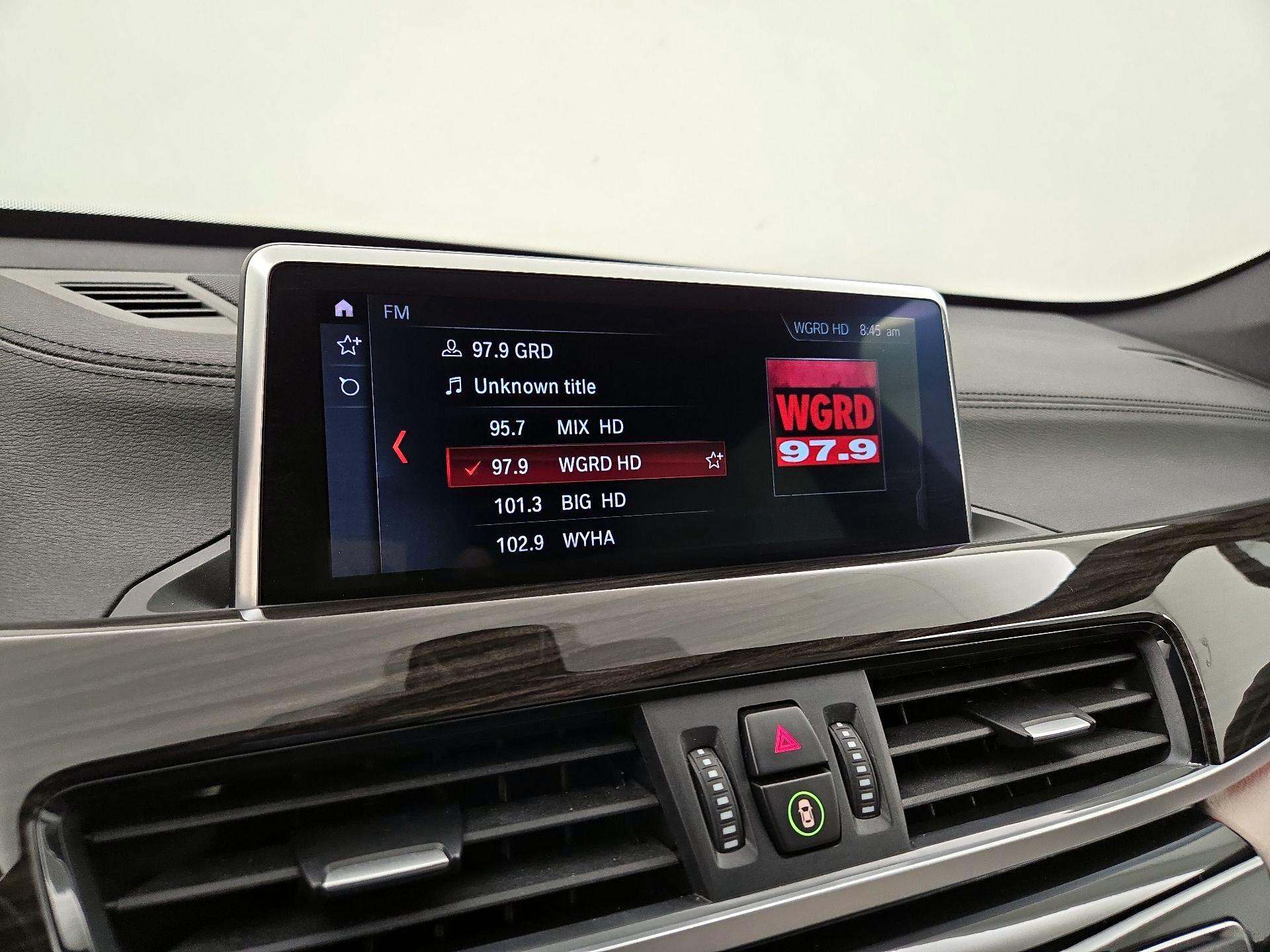 Thumbnail: 2021 BMW X1 - 16