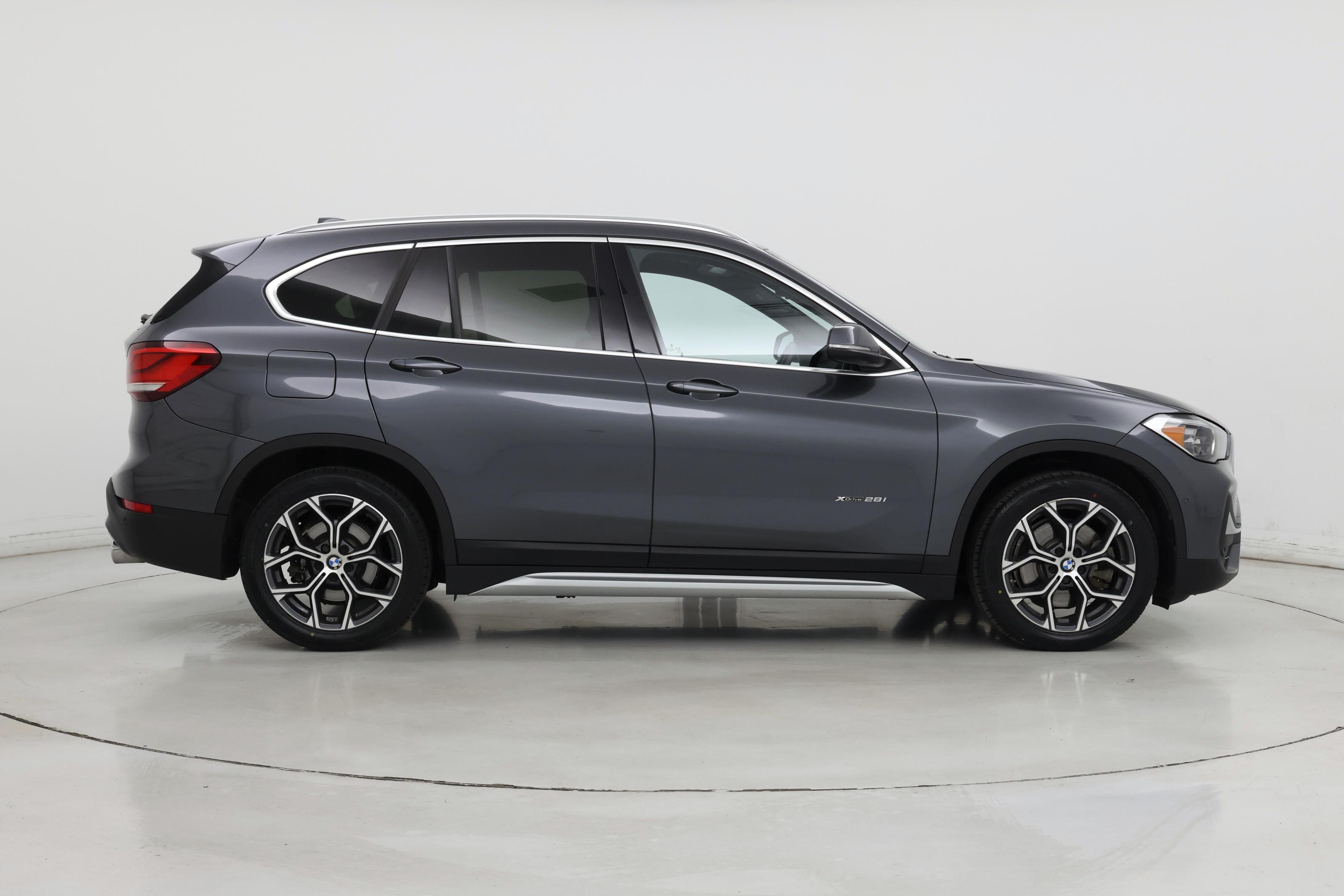 Thumbnail: 2021 BMW X1 - 7