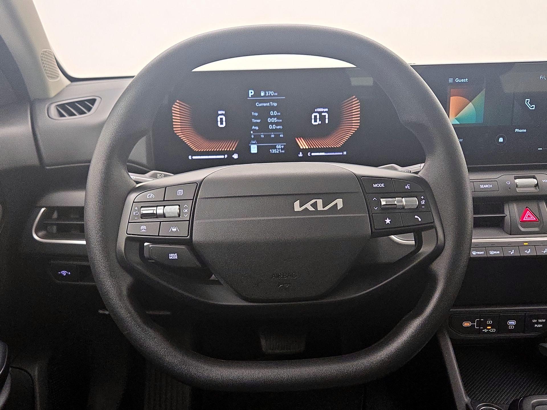 Thumbnail: 2025 Kia K4 - 10