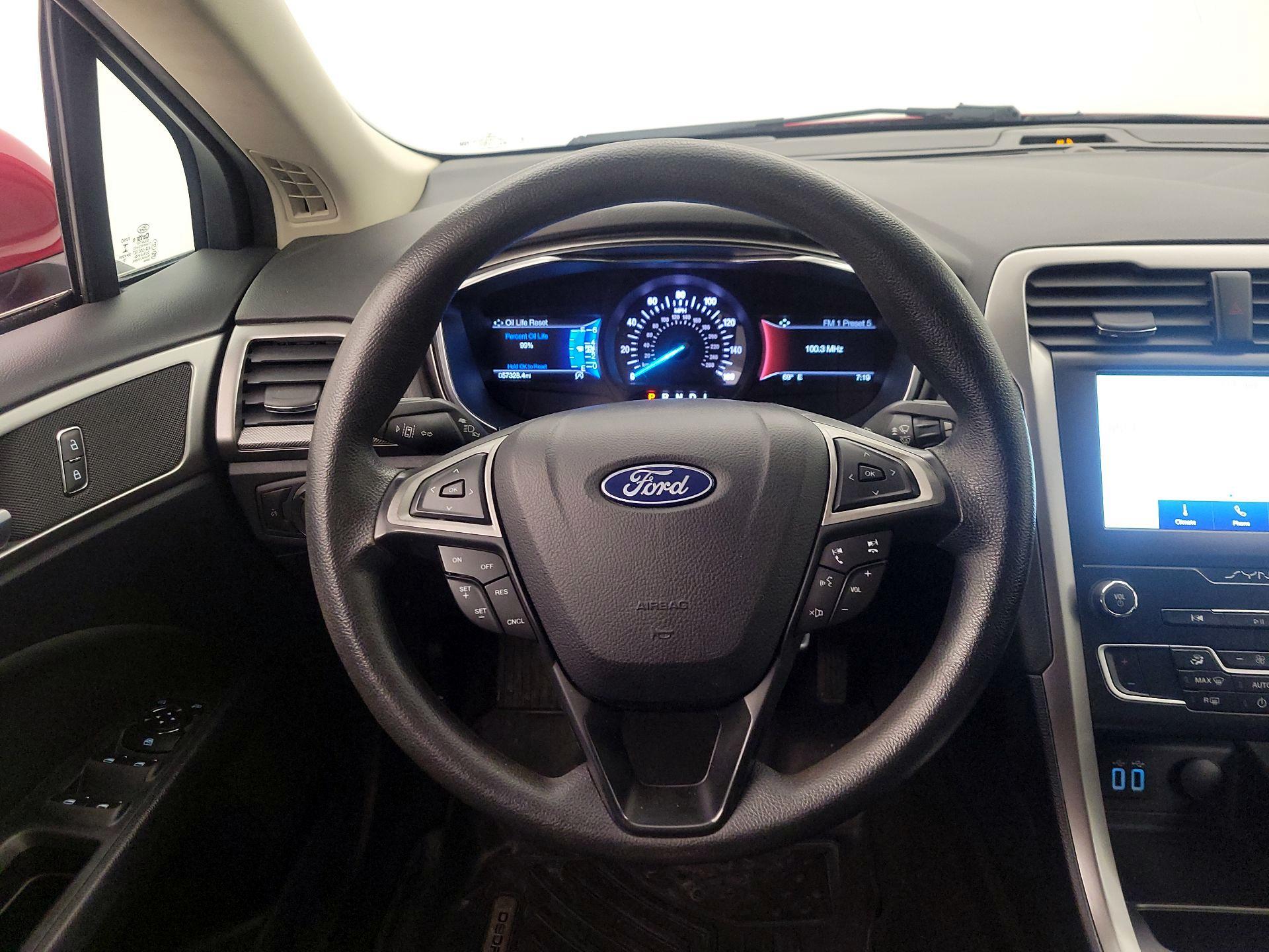 Thumbnail: 2020 Ford Fusion - 10