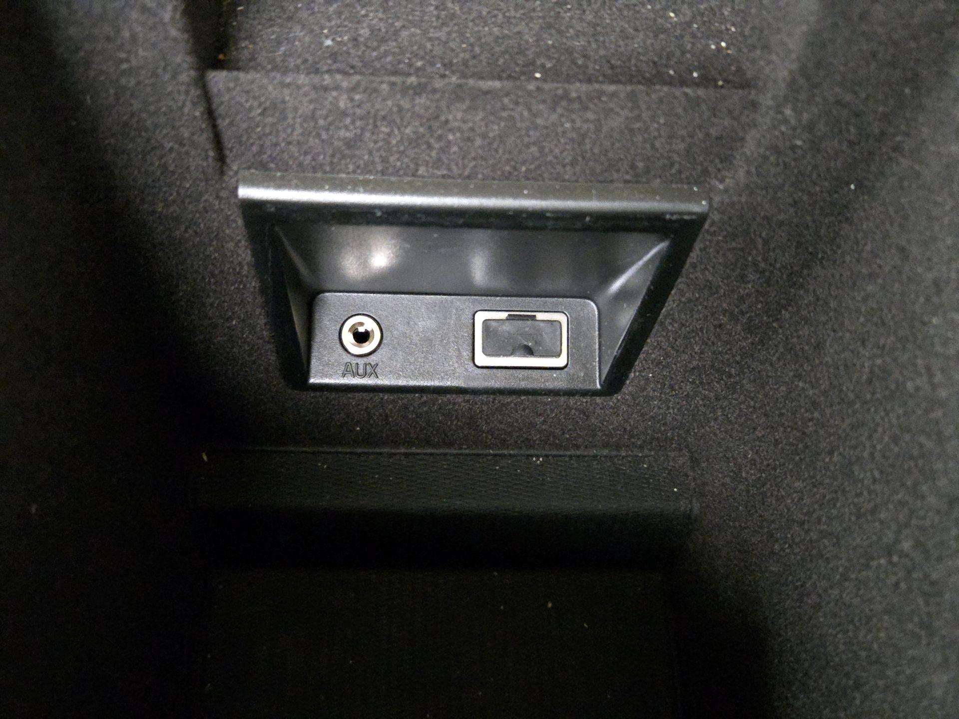 Thumbnail: 2016 Volvo S60 - 19