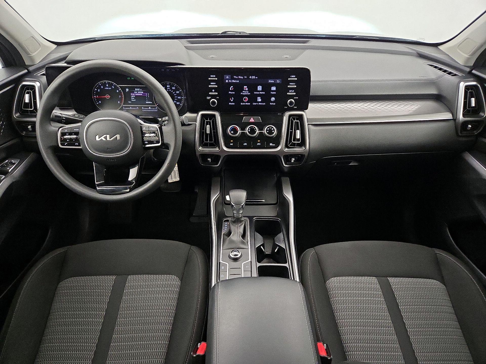 Thumbnail: 2023 Kia Sorento - 9