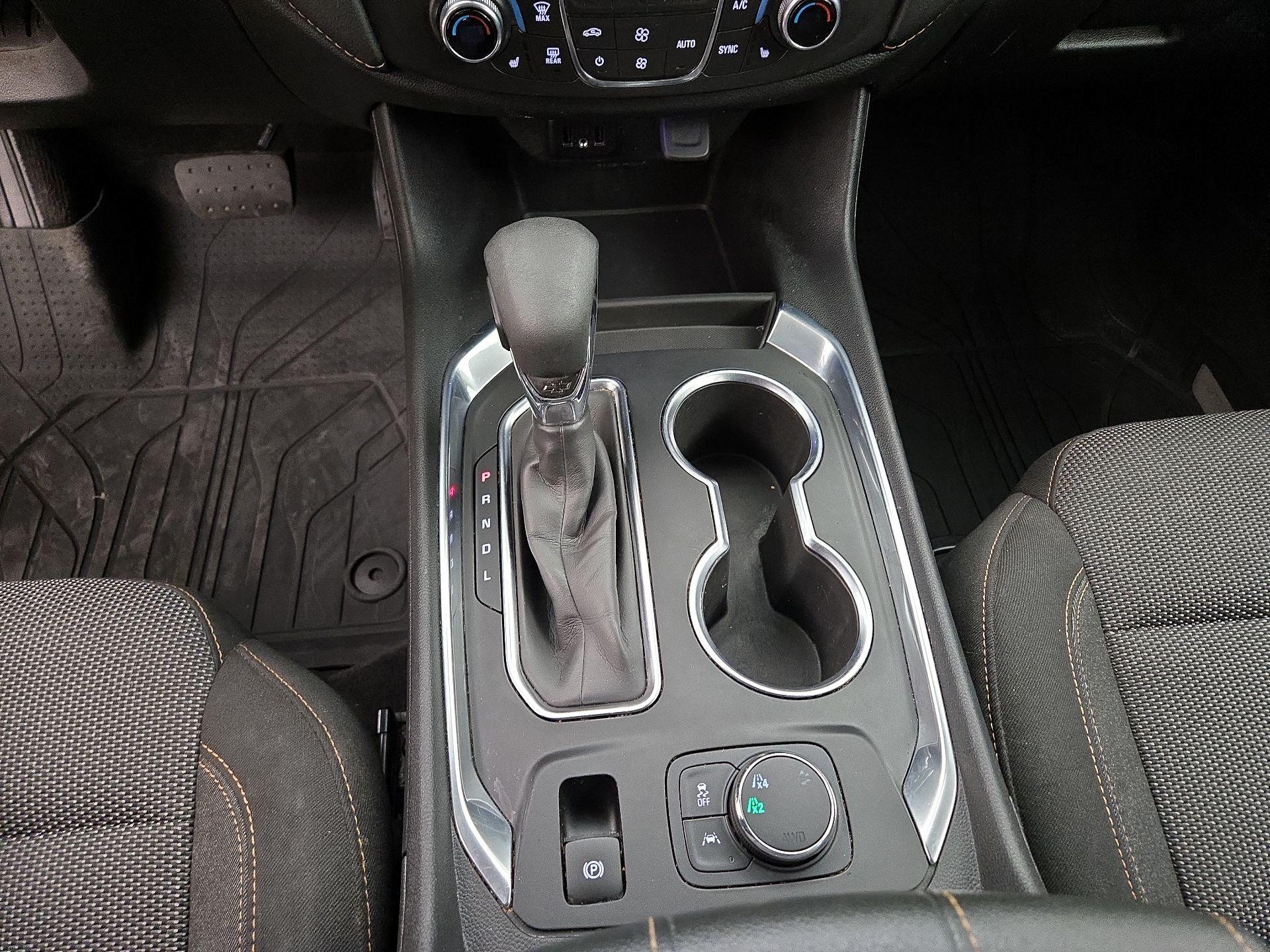 Thumbnail: 2021 Chevrolet Traverse - 17