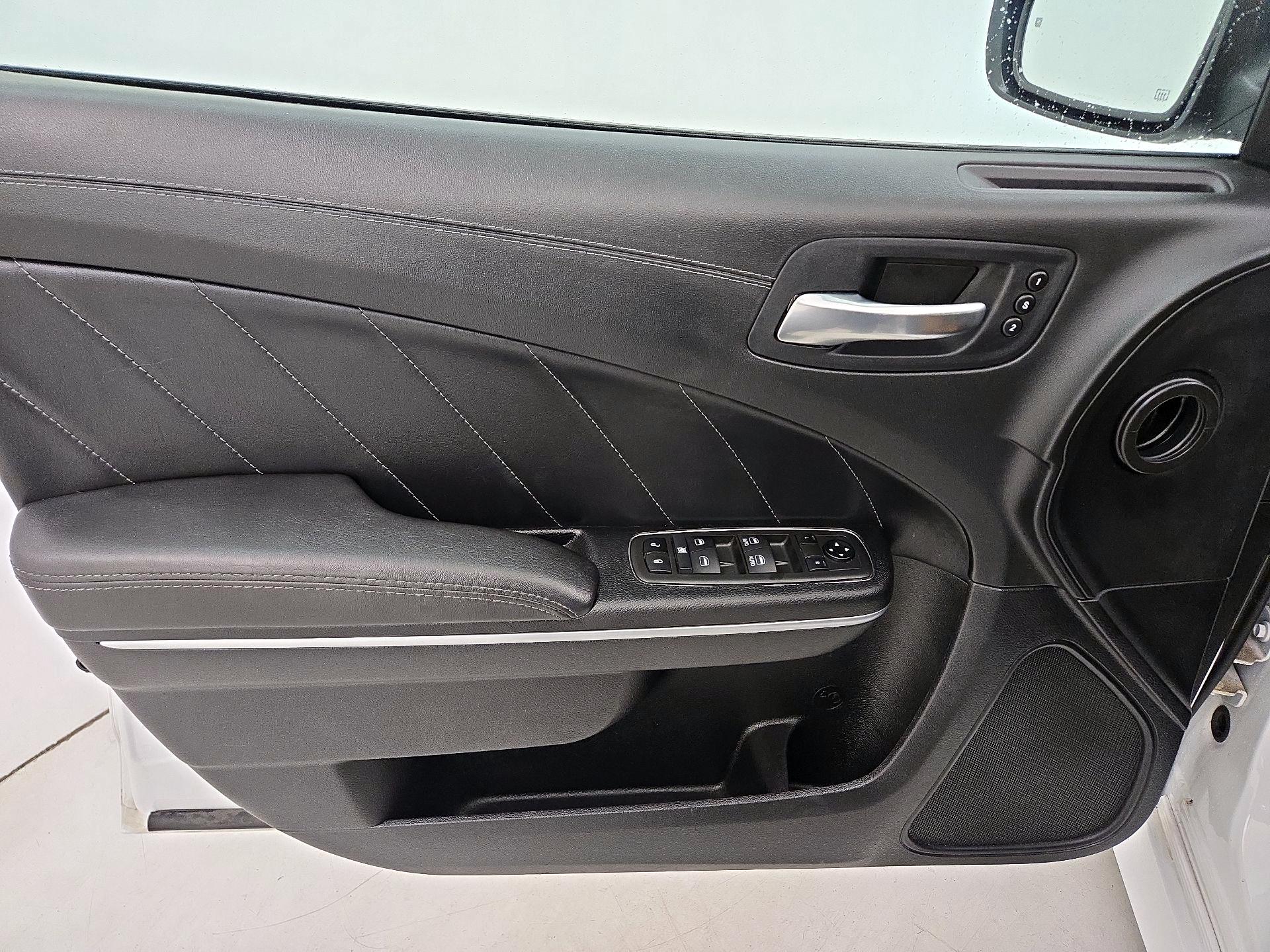 Thumbnail: 2021 Dodge Charger - 12