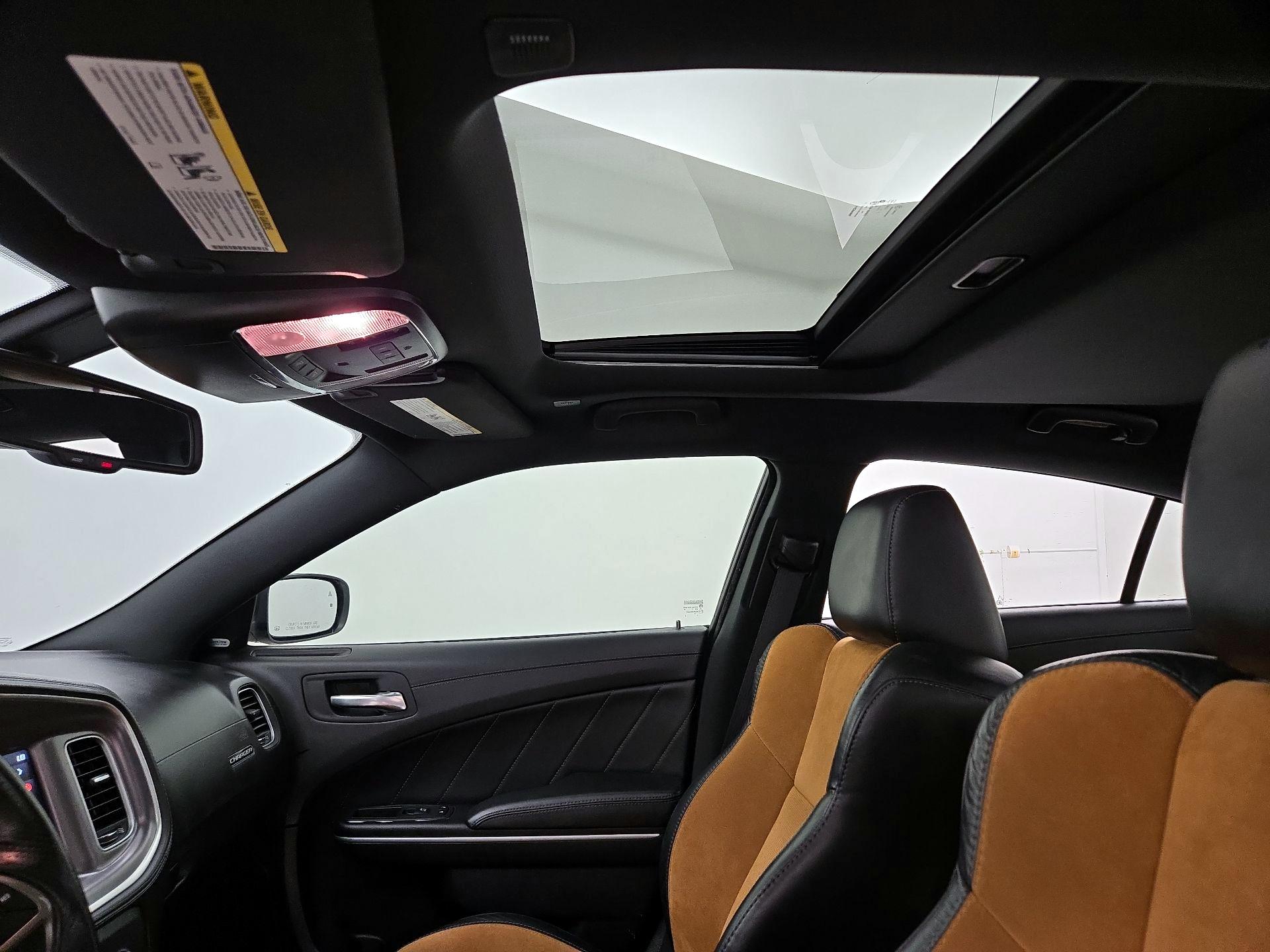 Thumbnail: 2021 Dodge Charger - 19