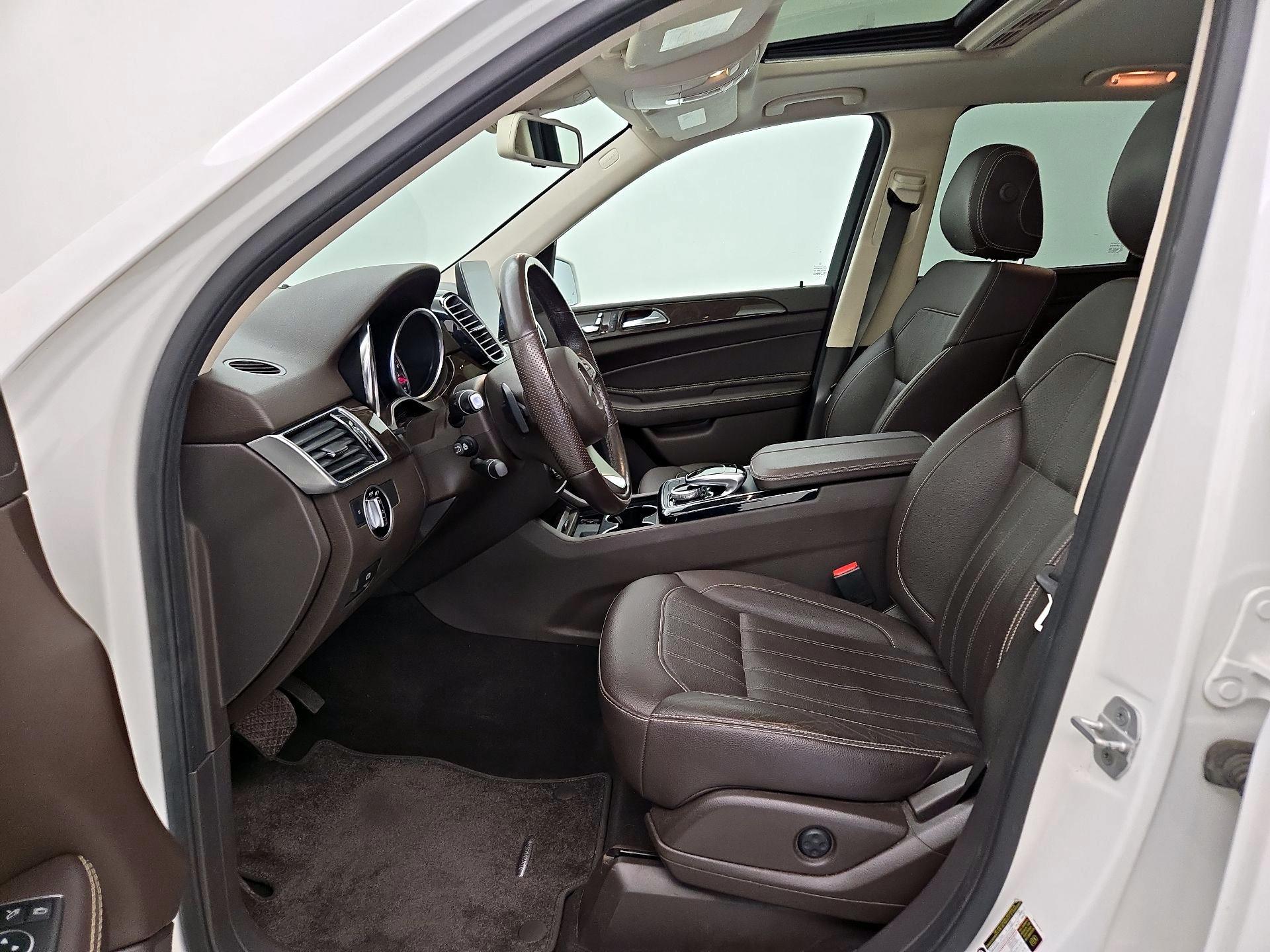 Thumbnail: 2016 Mercedes-Benz GLE - 11