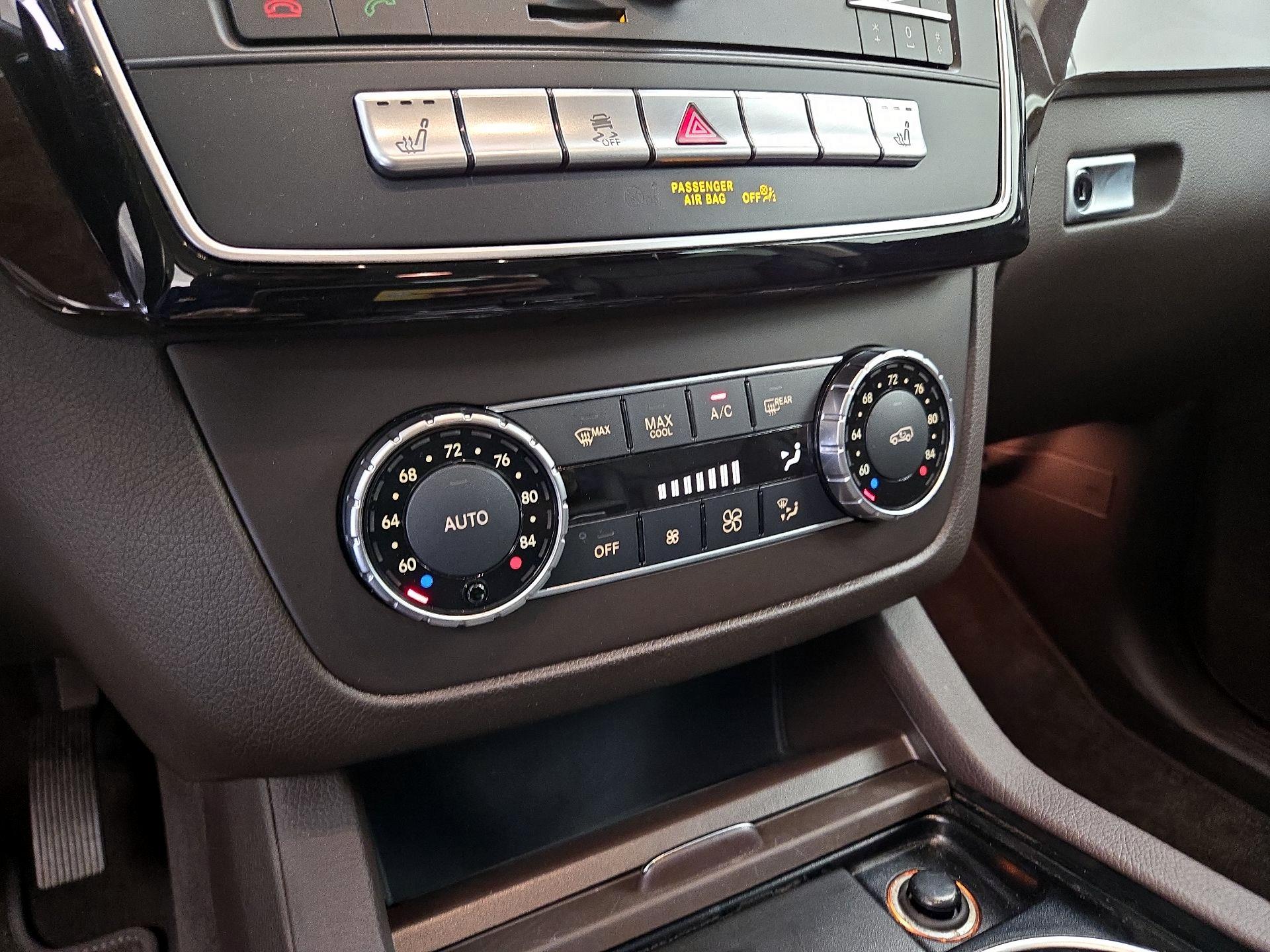 Thumbnail: 2016 Mercedes-Benz GLE - 17