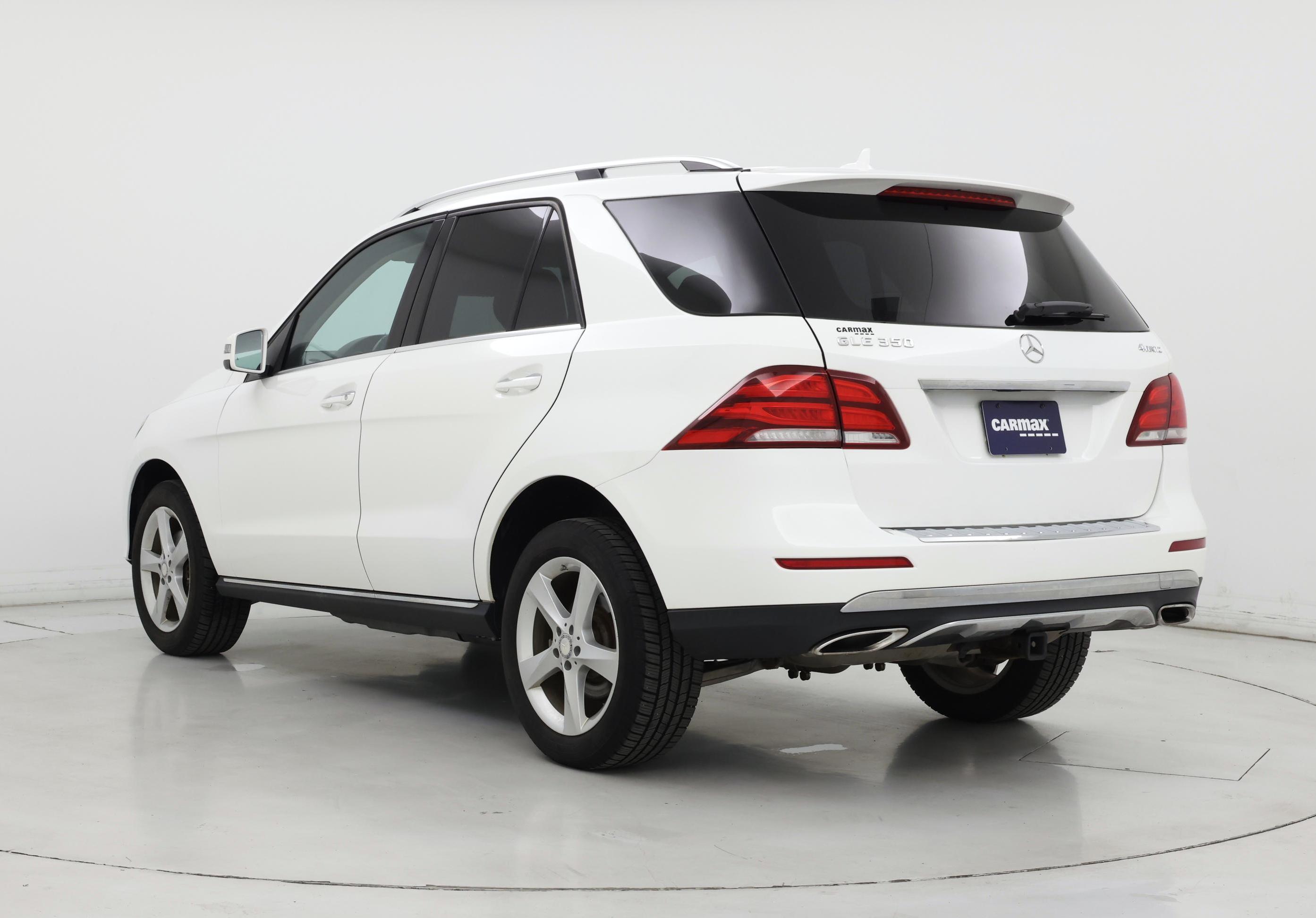 Thumbnail: 2016 Mercedes-Benz GLE - 2