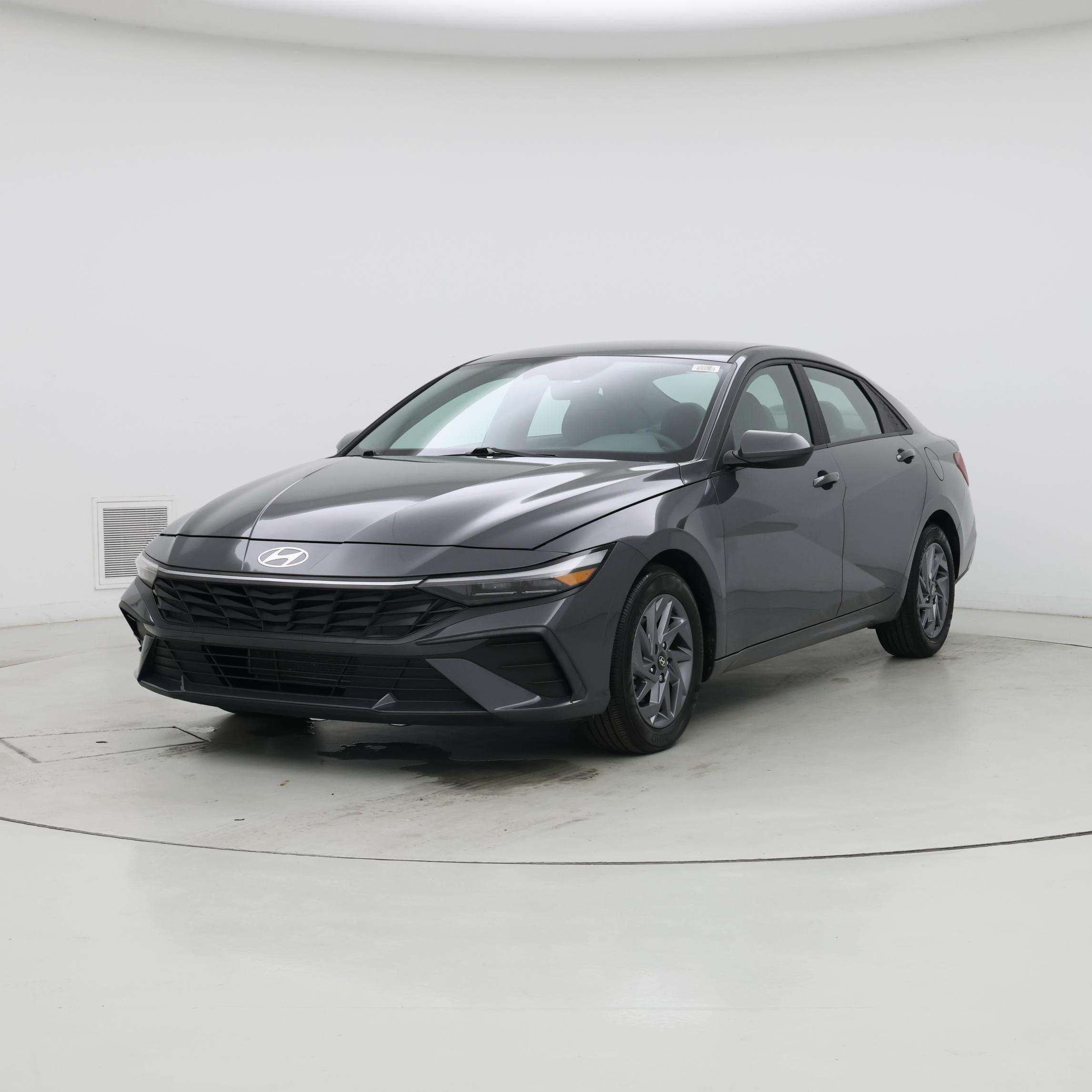 Thumbnail: 2024 Hyundai Elantra - 4
