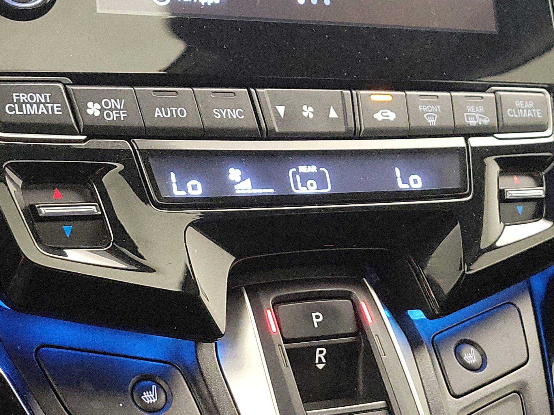 Thumbnail: 2021 Honda Odyssey - 16