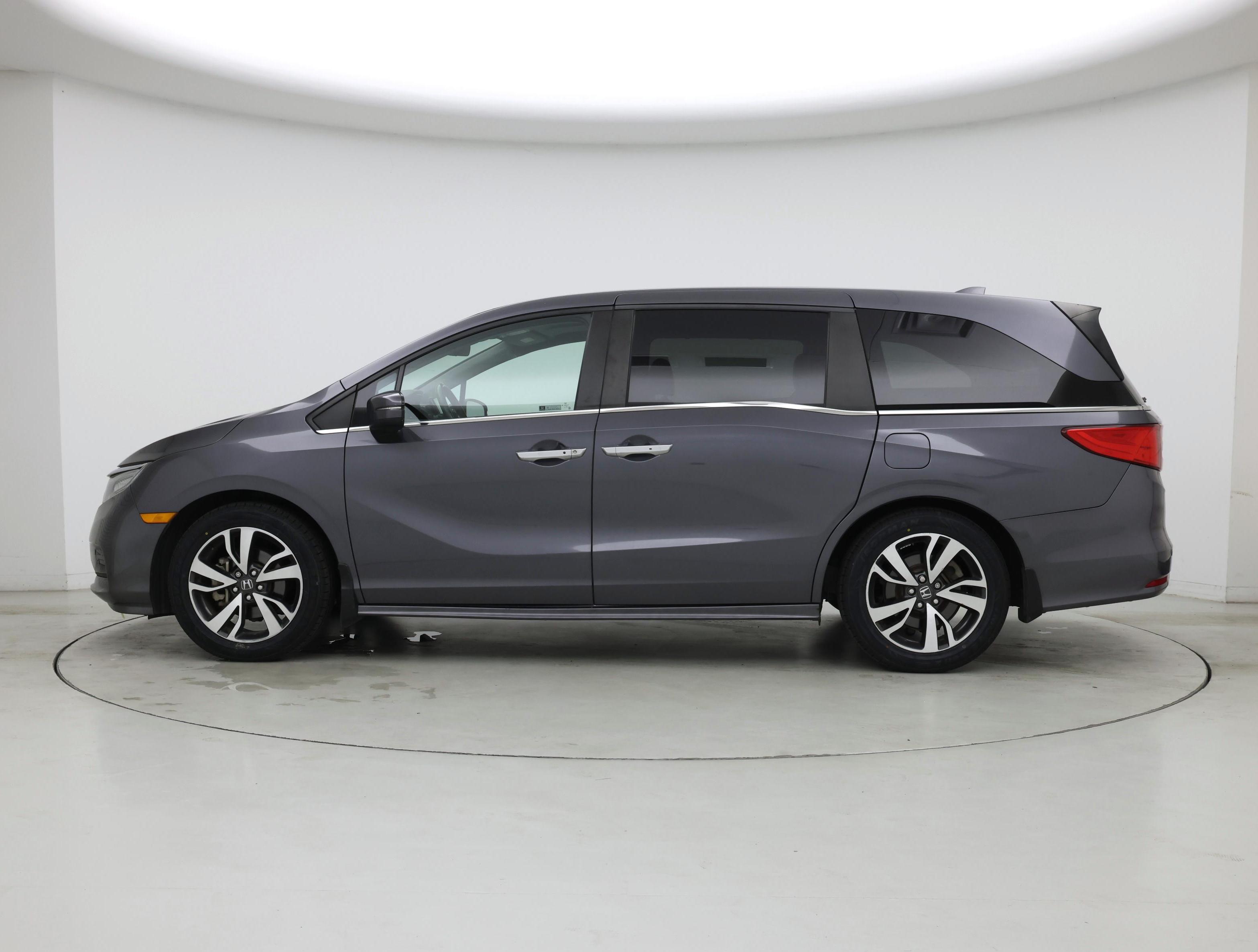 Thumbnail: 2021 Honda Odyssey - 3