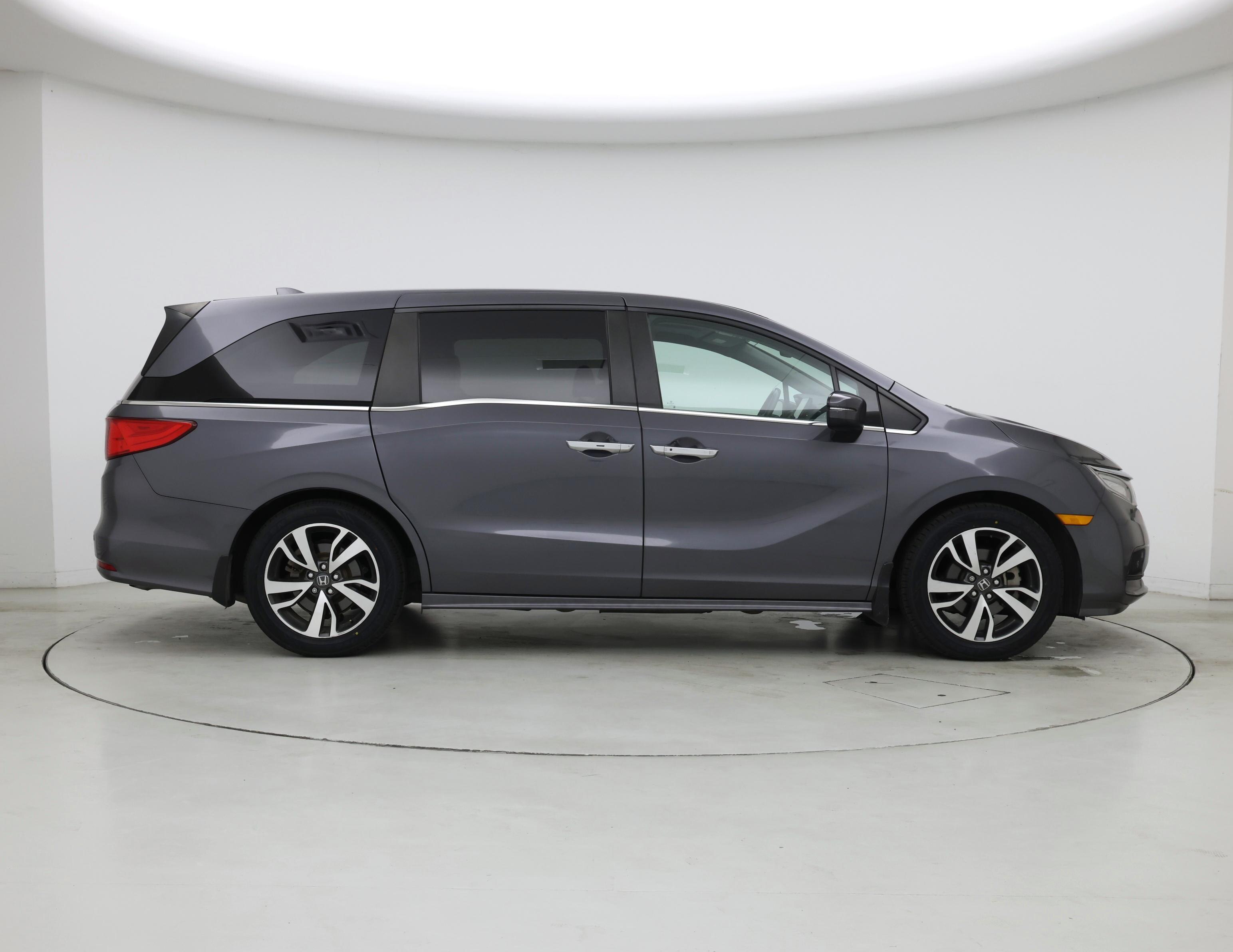Thumbnail: 2021 Honda Odyssey - 7