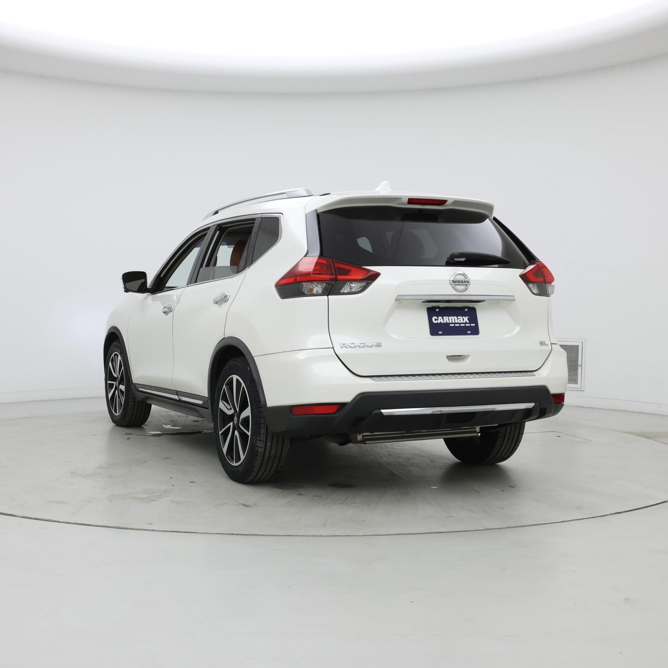 Thumbnail: 2017 Nissan Rogue - 2