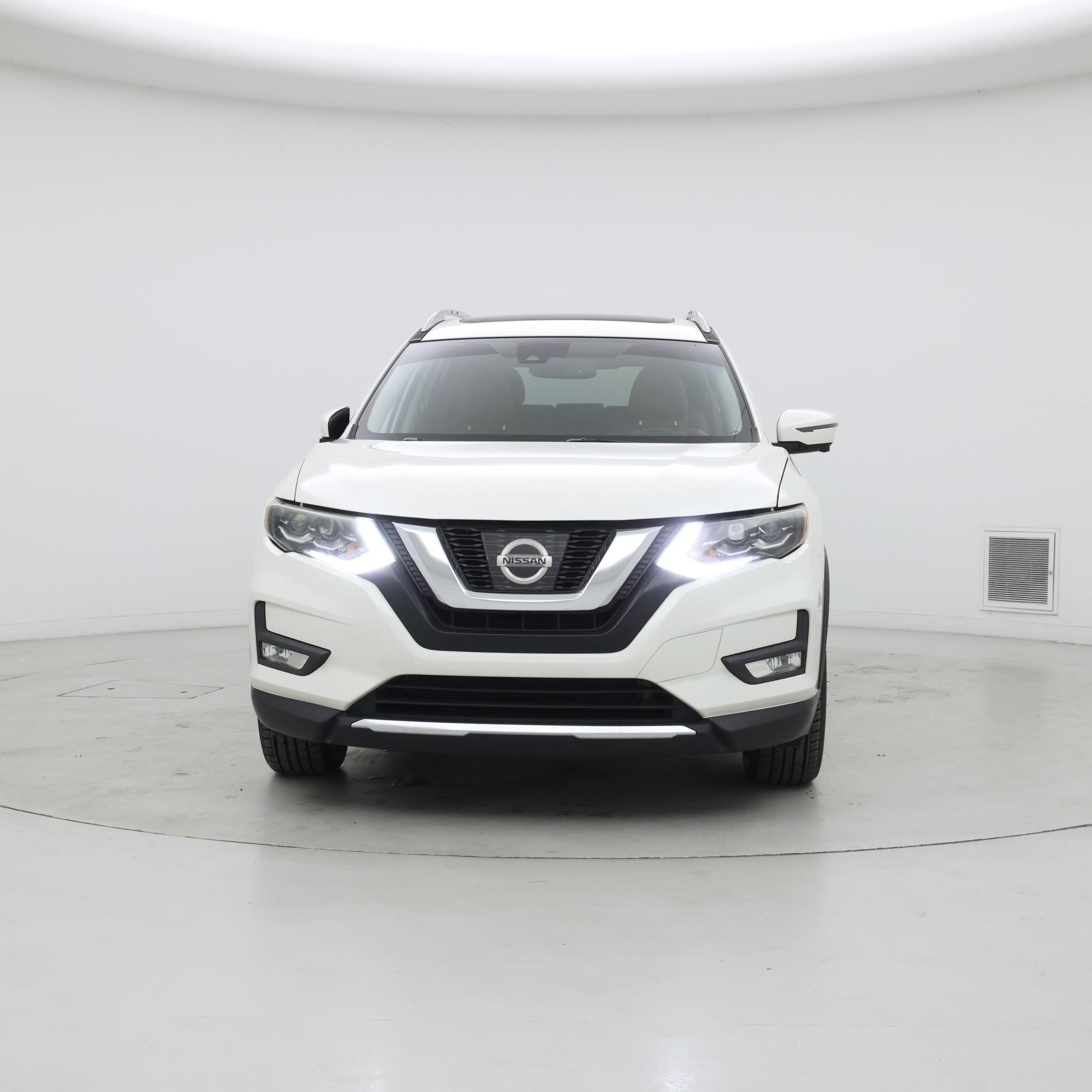 Thumbnail: 2017 Nissan Rogue - 5