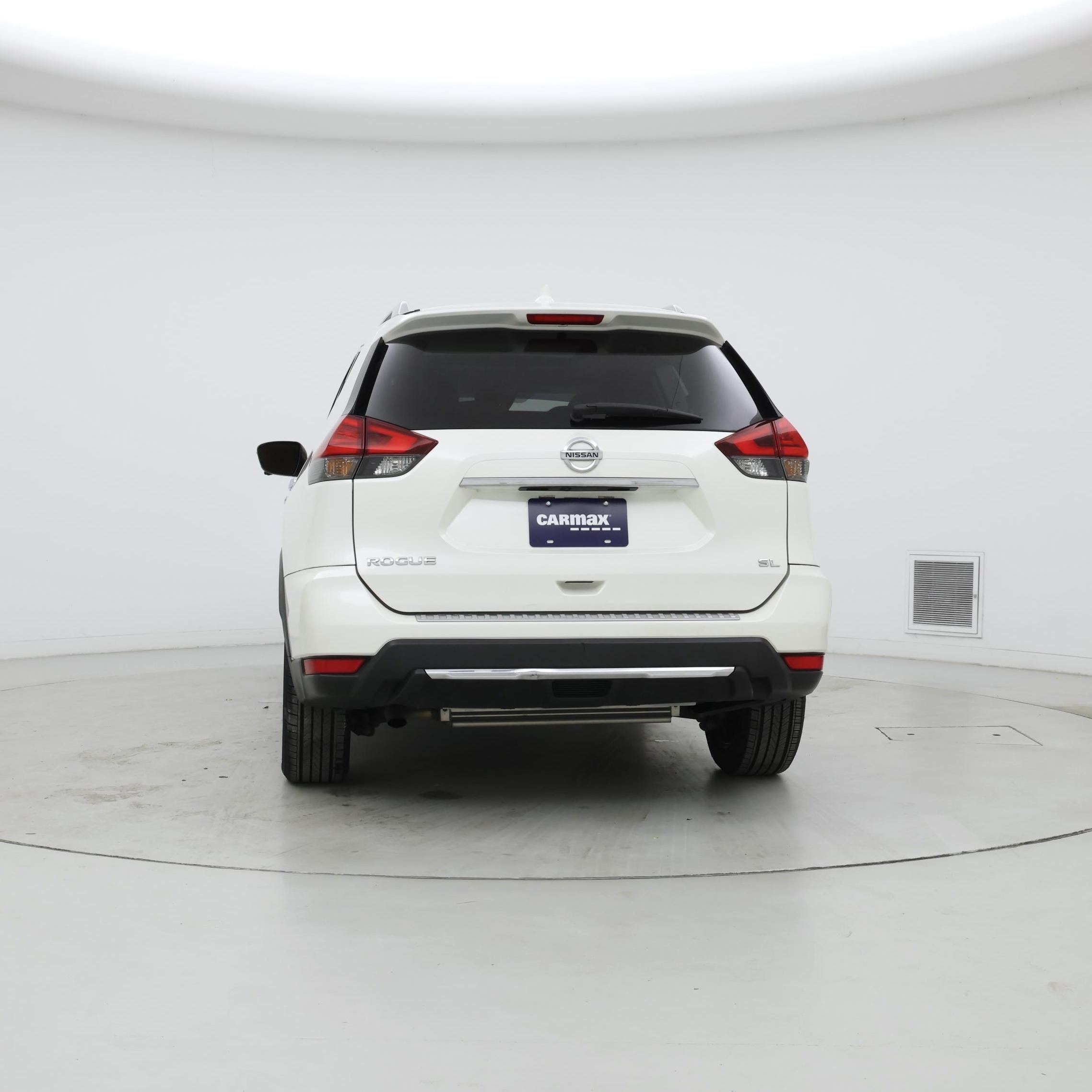 Thumbnail: 2017 Nissan Rogue - 6