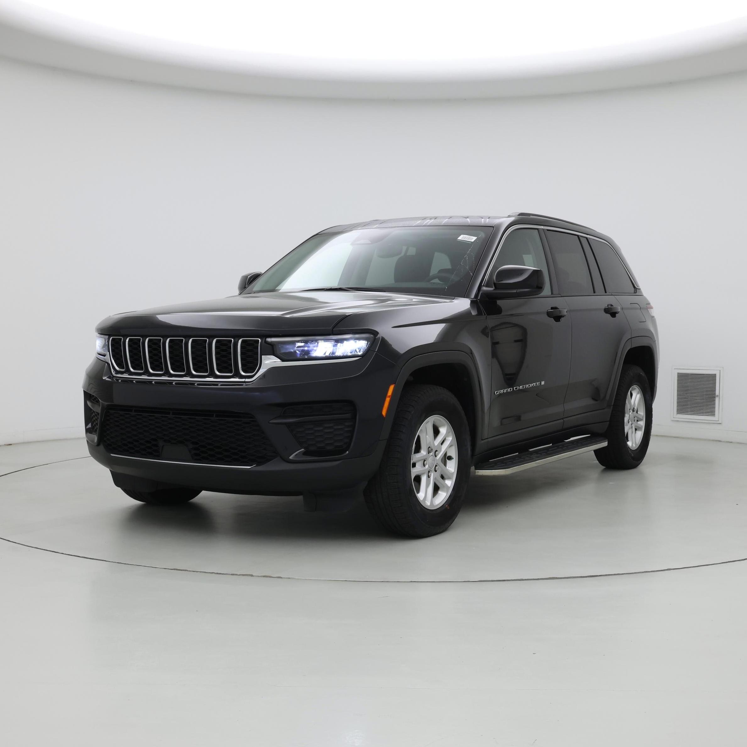 Thumbnail: 2023 Jeep Grand Cherokee - 4
