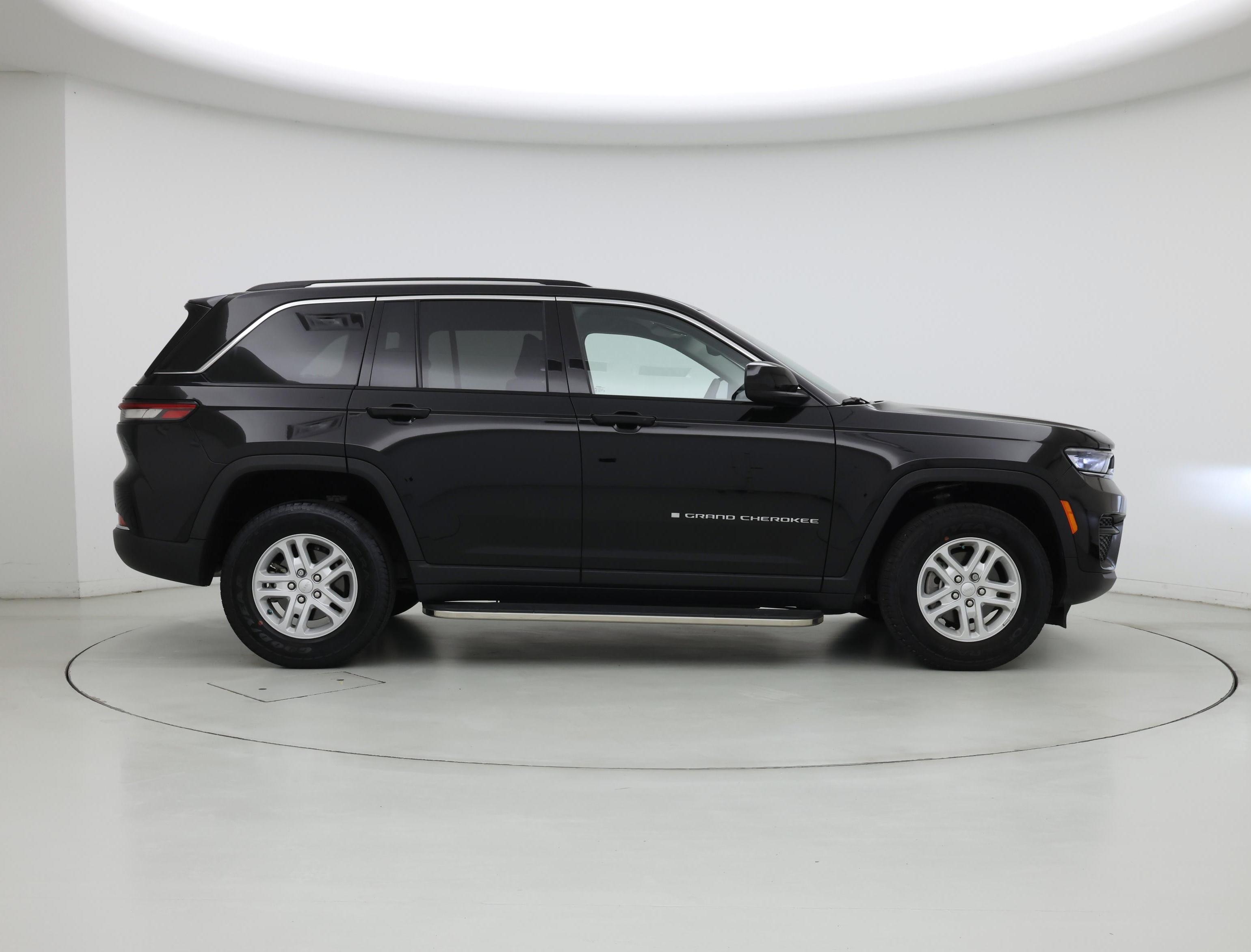 Thumbnail: 2023 Jeep Grand Cherokee - 7