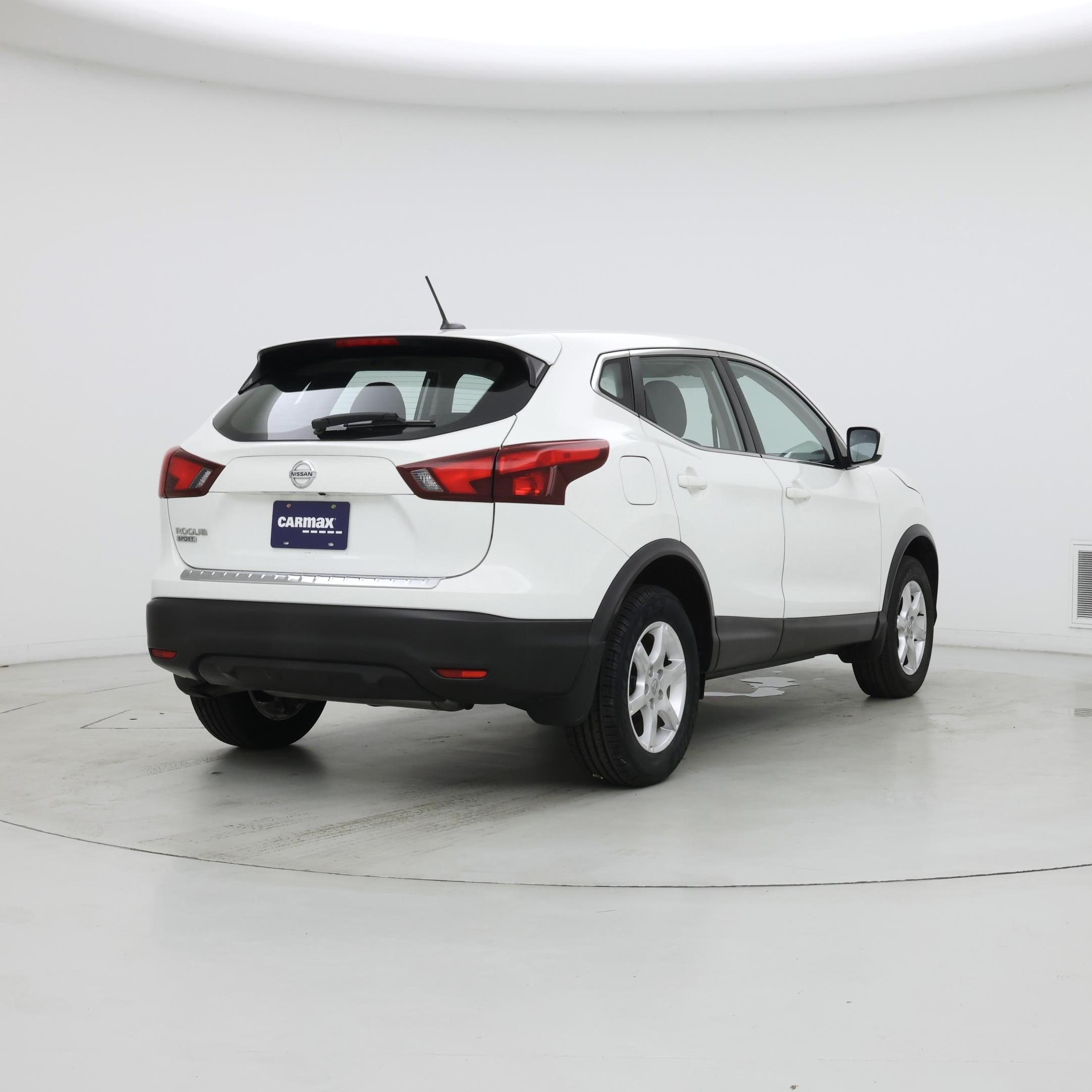Thumbnail: 2019 Nissan Rogue Sport - 8