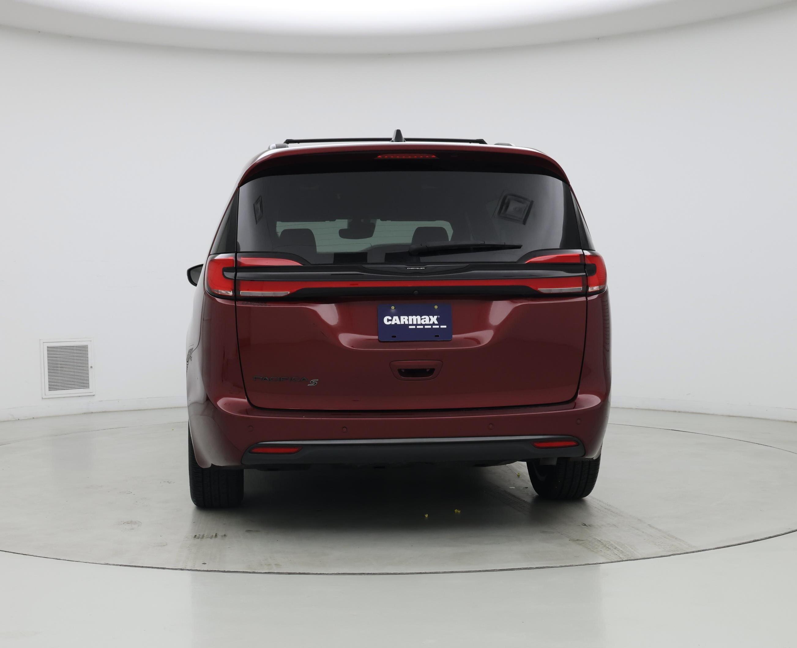 Thumbnail: 2023 Chrysler Pacifica - 6