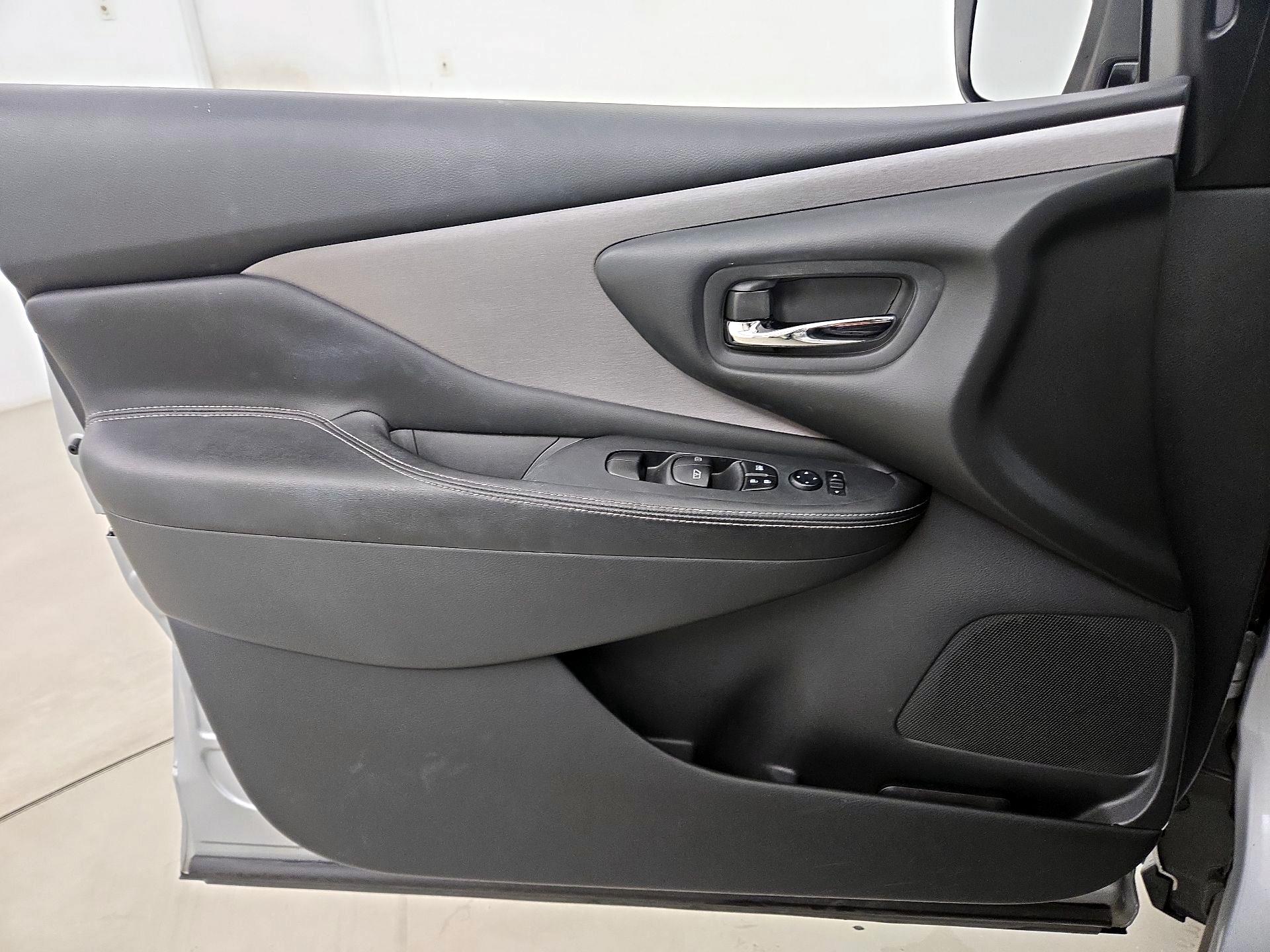 Thumbnail: 2019 Nissan Murano - 12
