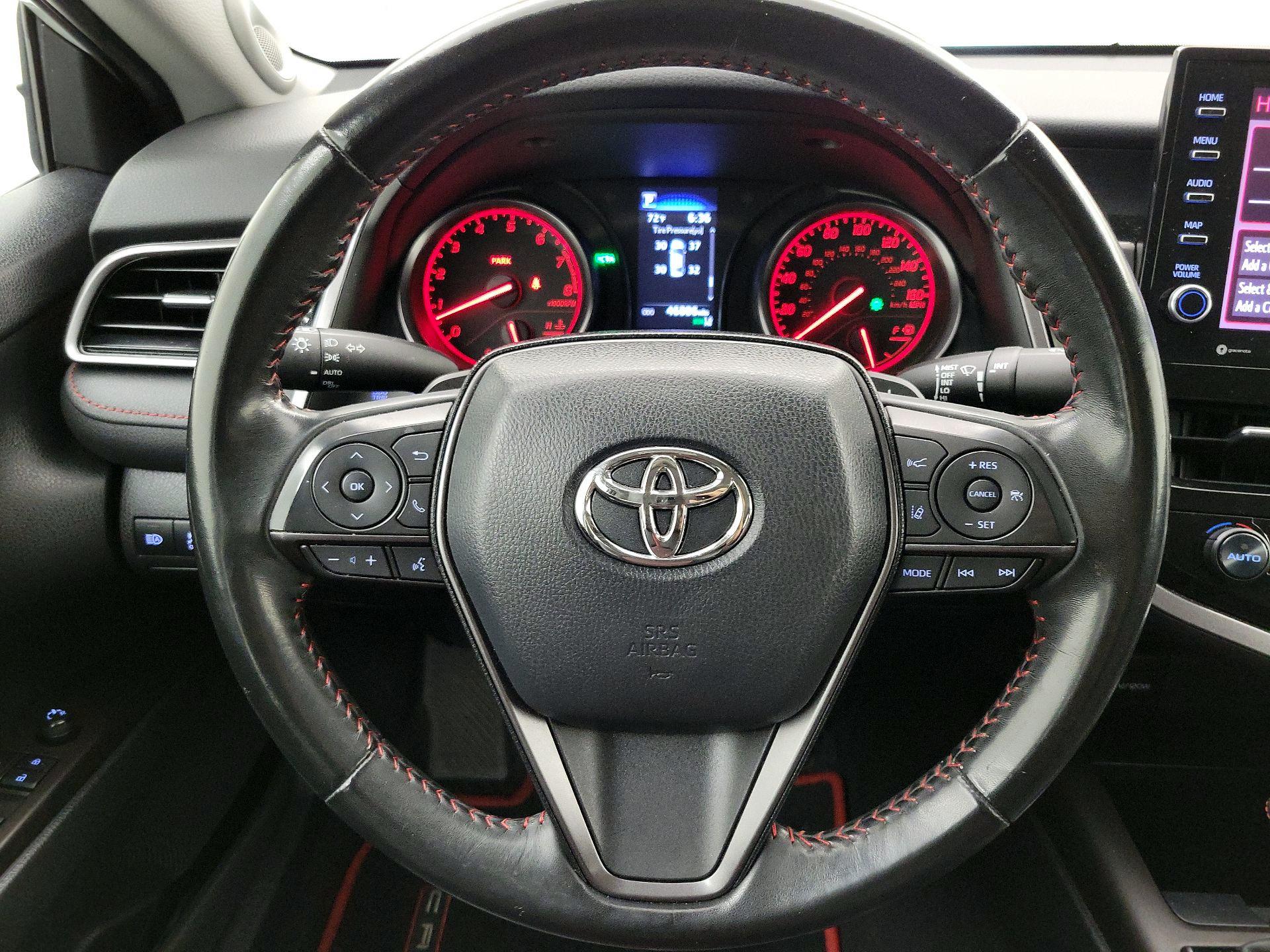 Thumbnail: 2021 Toyota Camry - 10
