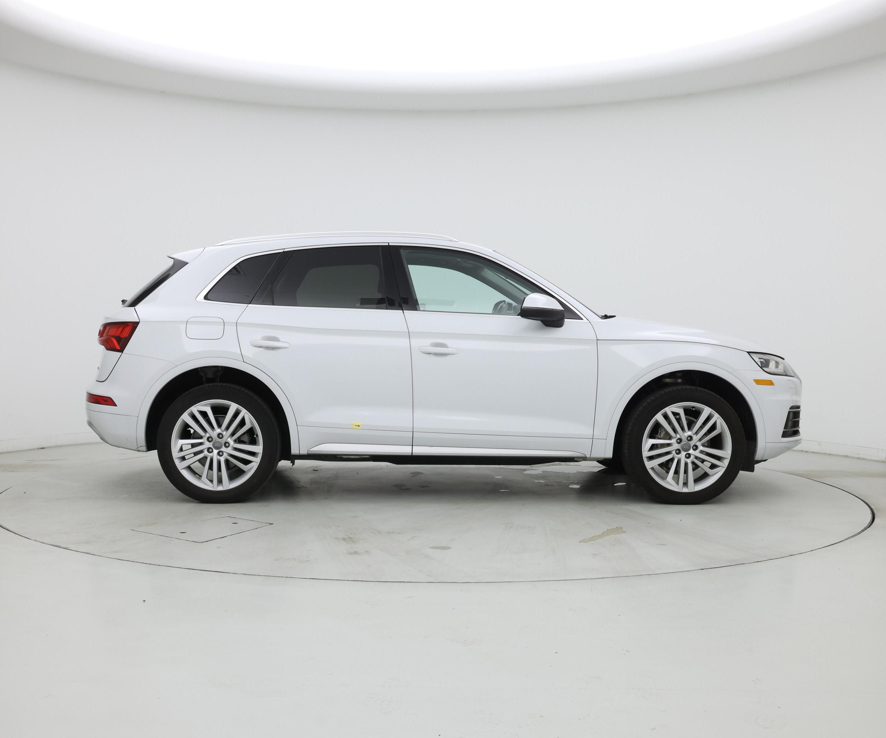 Thumbnail: 2020 Audi Q5 - 7
