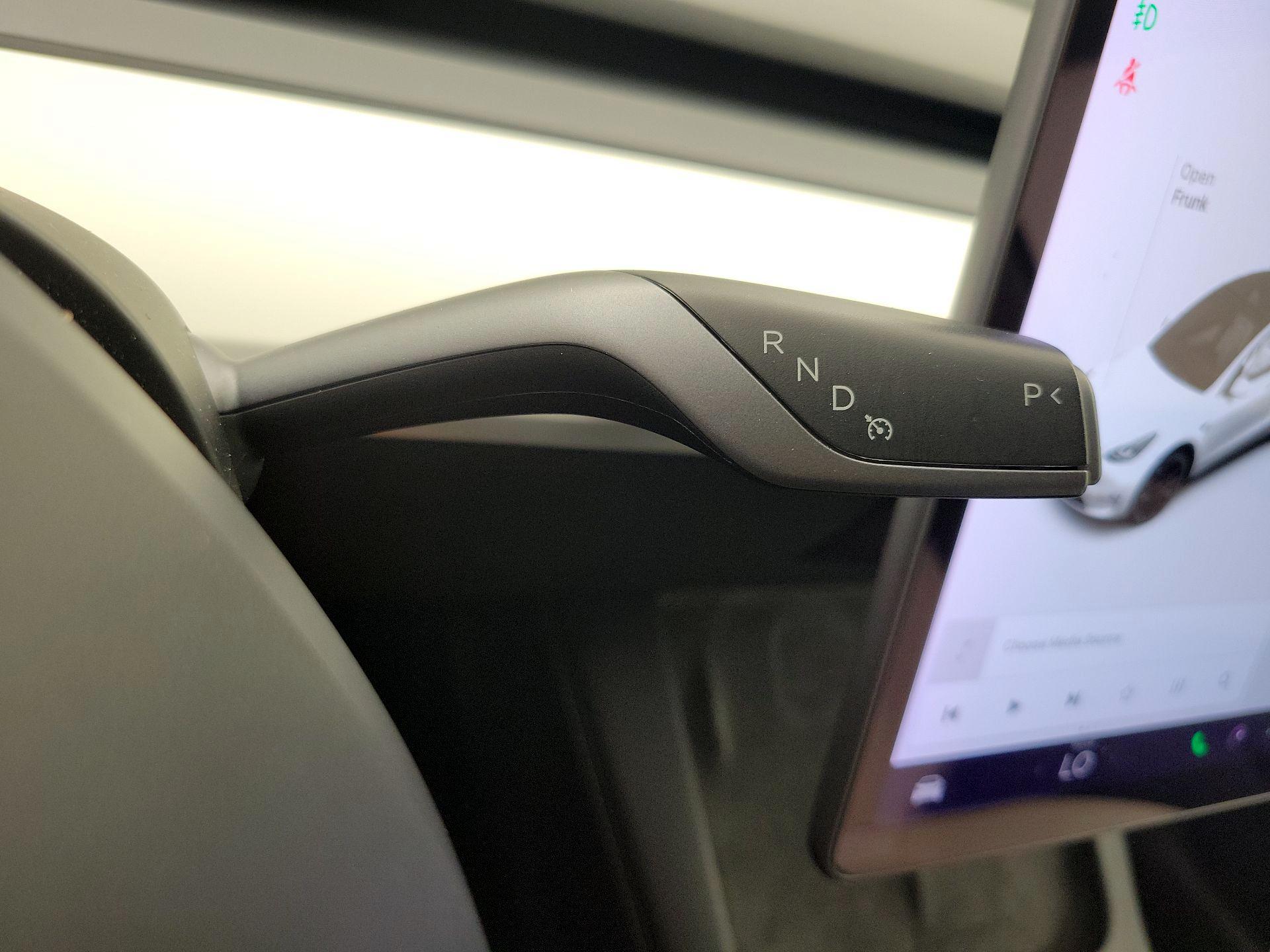Thumbnail: 2022 Tesla Model Y - 17